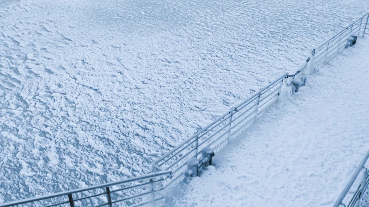 Пейзажи и город