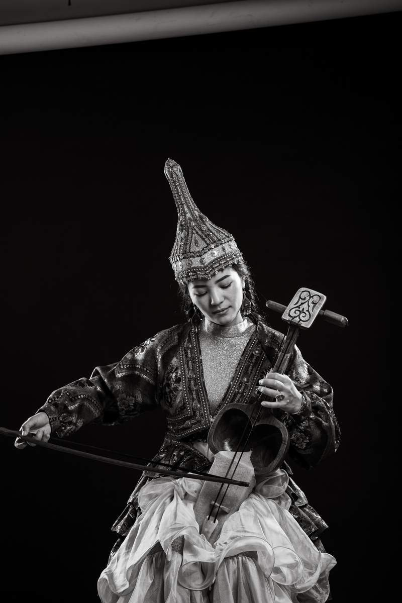 Женский портрет. BWstudio — фотостудия черно-белой фотографии Алматы. Фотограф Алматы. Фотостудия Алматы