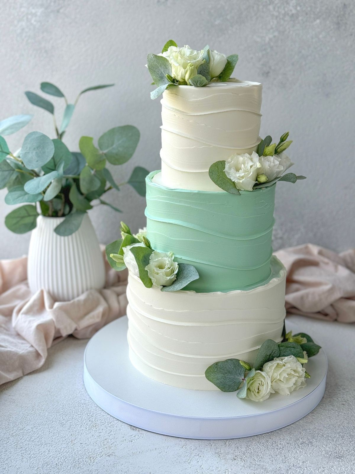 Кондитер Татьяна blackberry. Подрядчики и друзья сети свадебных площадок House for wedding