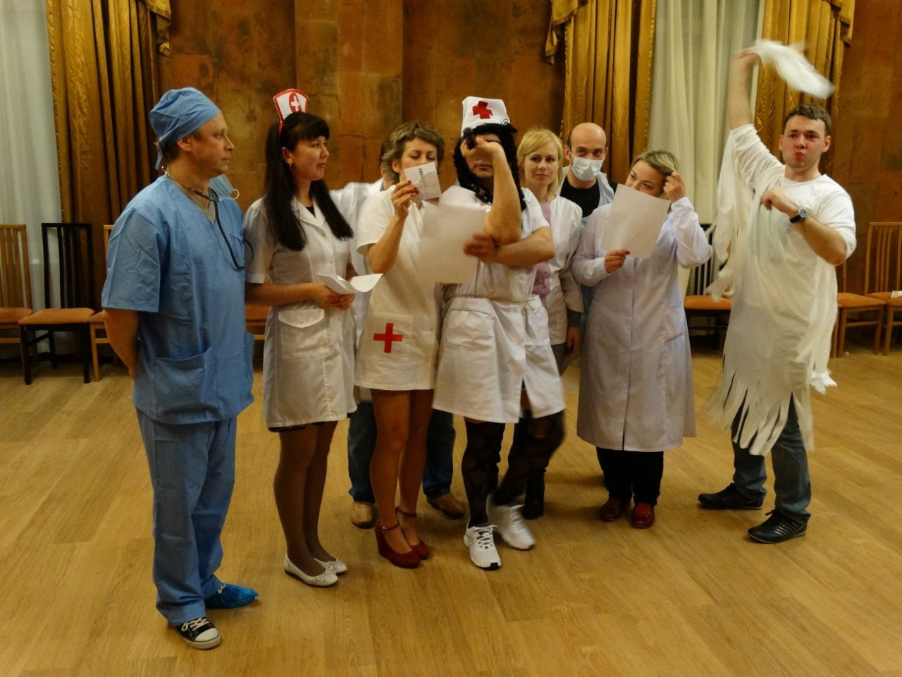 Люди в белом | 14-15.03.2015. Галерея Фантим