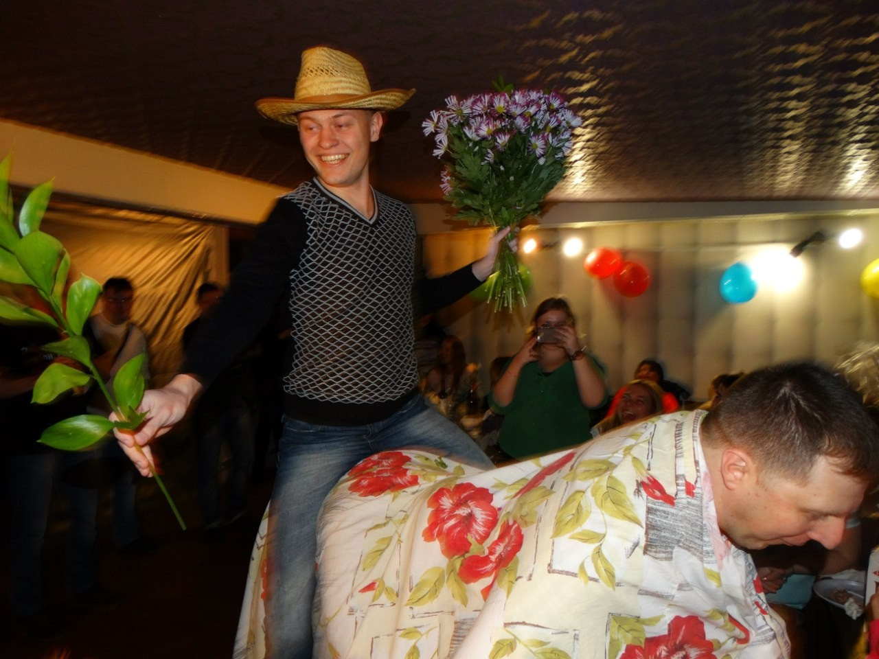 Шерше ля фам (шашлыки) | 07.03.2015. Галерея Фантим