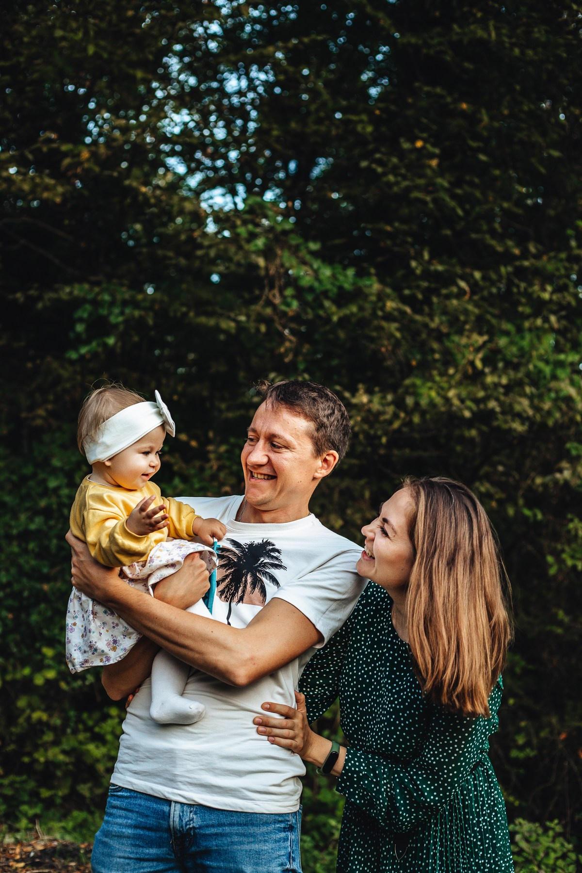 Иван, Ольга и Мира — в персиковом саду. Семейный фотограф Новороссийск, Анапа, Геленджик — Юлия Давыдова