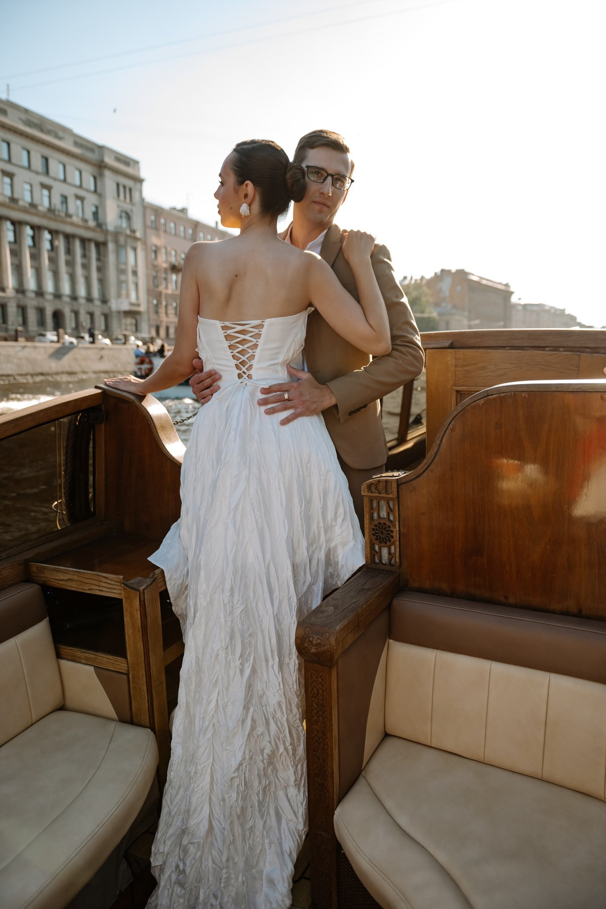 Свадьба на катере. Свадебный и сеейный фотограф в Санкт-Петербурге Елена Худякова