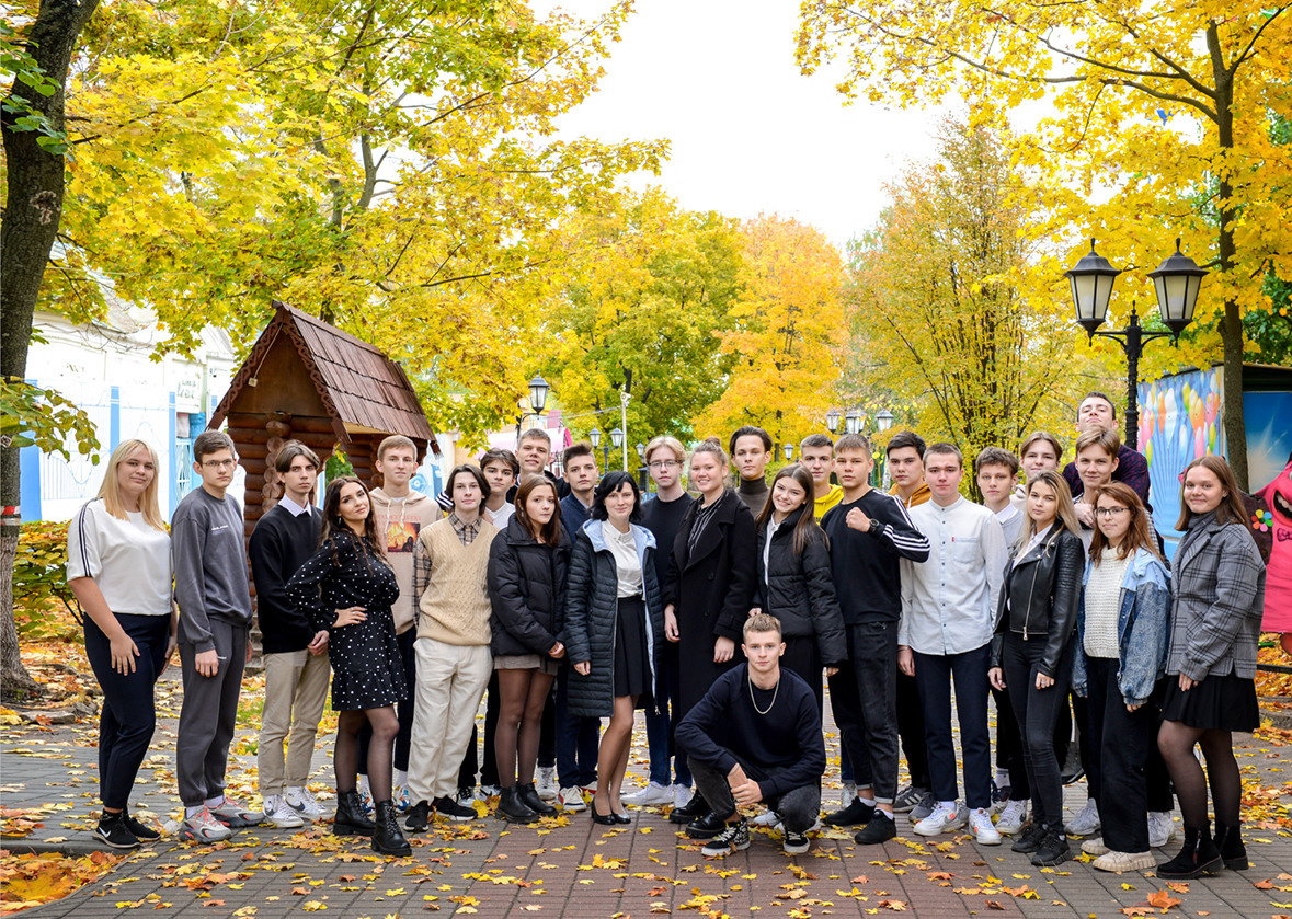 Книга на 15 разворотов. Цена — 6000р. Школьные фотоальбомы в Мичуринске