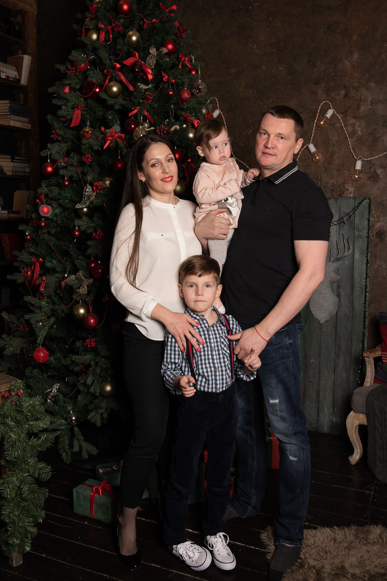 Новогодняя семейная съемка. Фомина Елена Свадебный и семейный фотограф