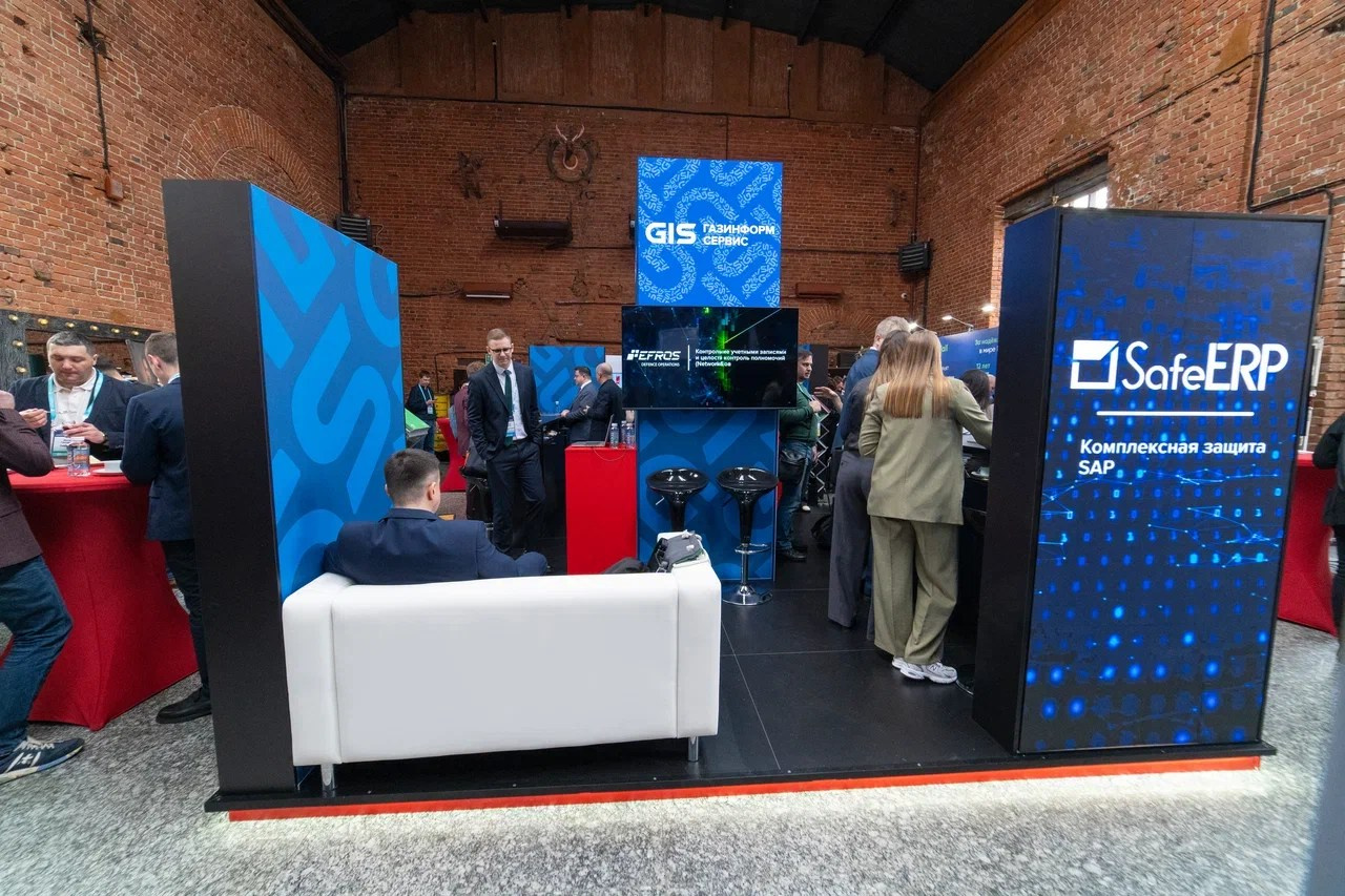 Выставочные стенды. Профессиональный портретный фотограф в Москве Владимир Глаголев