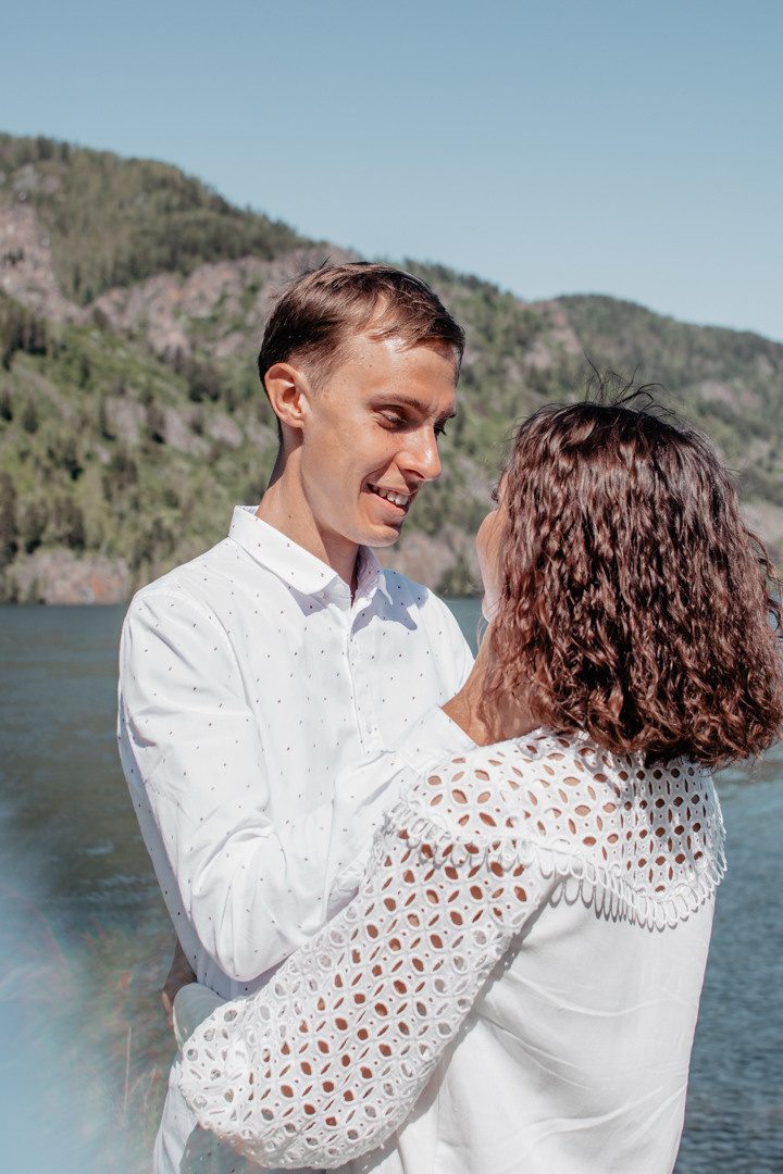 Прогулочная фотосессия Лиза и Даниил. Фотограф в Красноярске / Дивногорске. Файзулина Анастасия