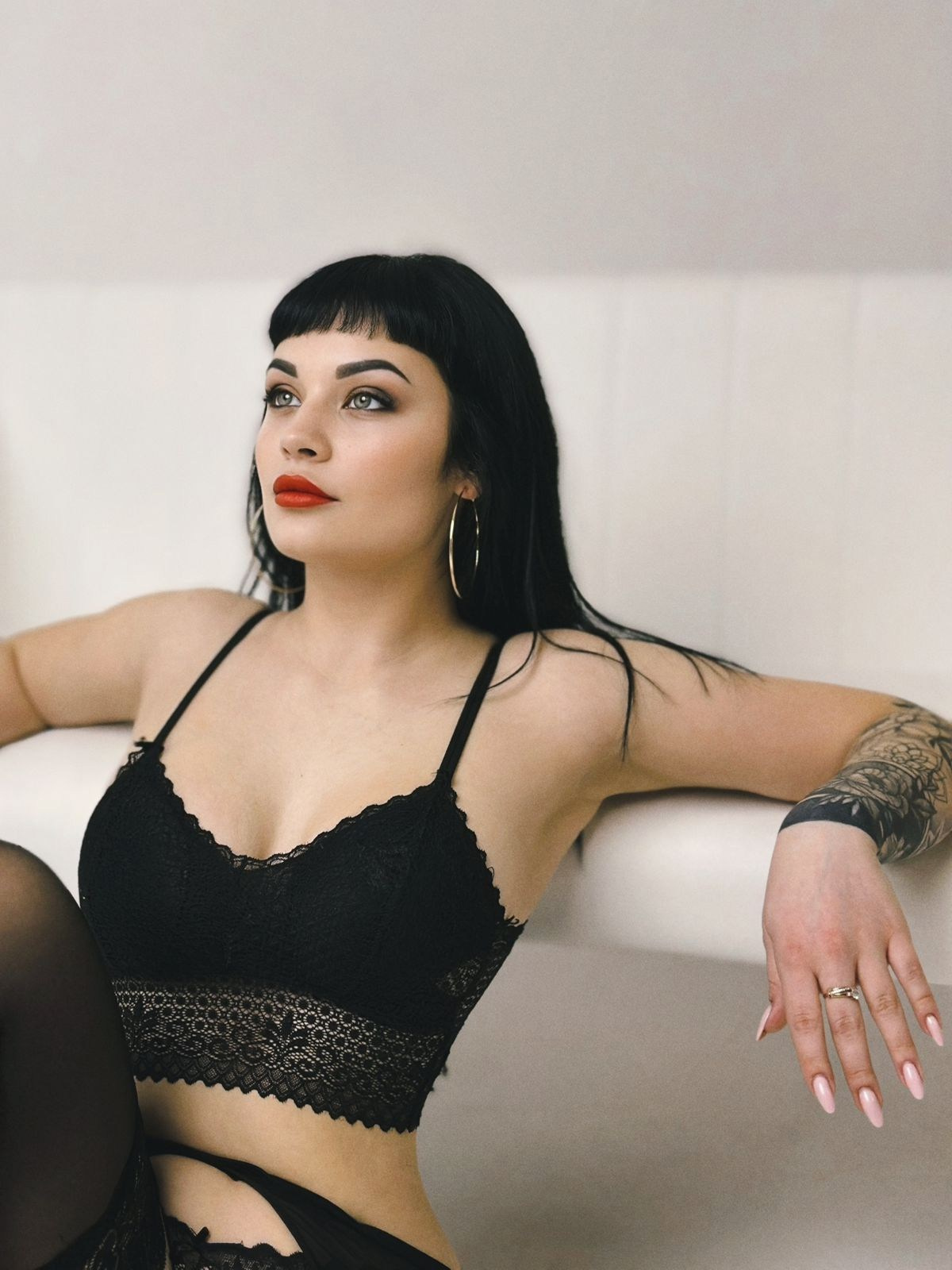 Серия «Белый диван». Мобильный фотограф Дмитрий Шпуров | KIREVAS