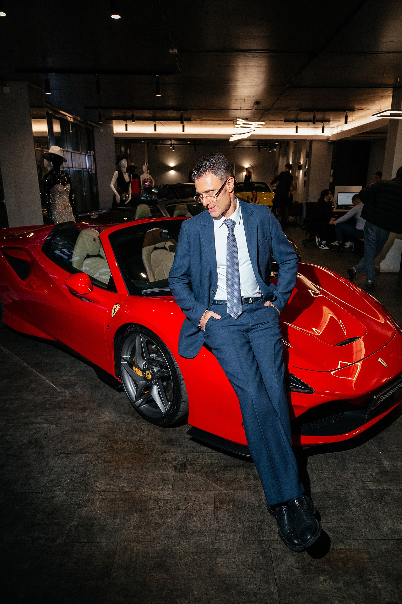 Репортаж в автосалоне. Светский фотограф Санкт-Петербург и ЛО