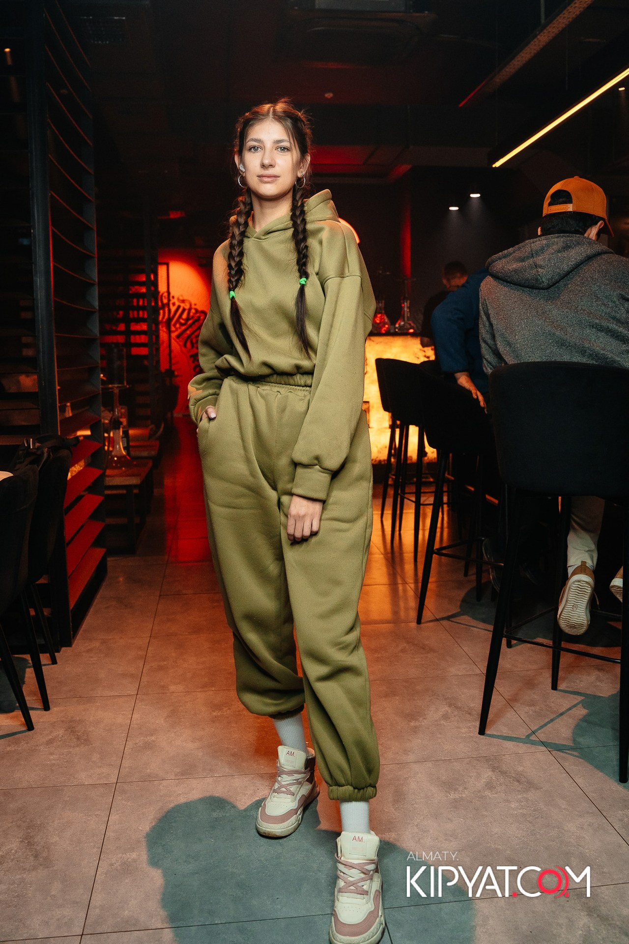 HOOKAH PLACE ALMATY. КИПЯТКОМ АЛМАТЫ!