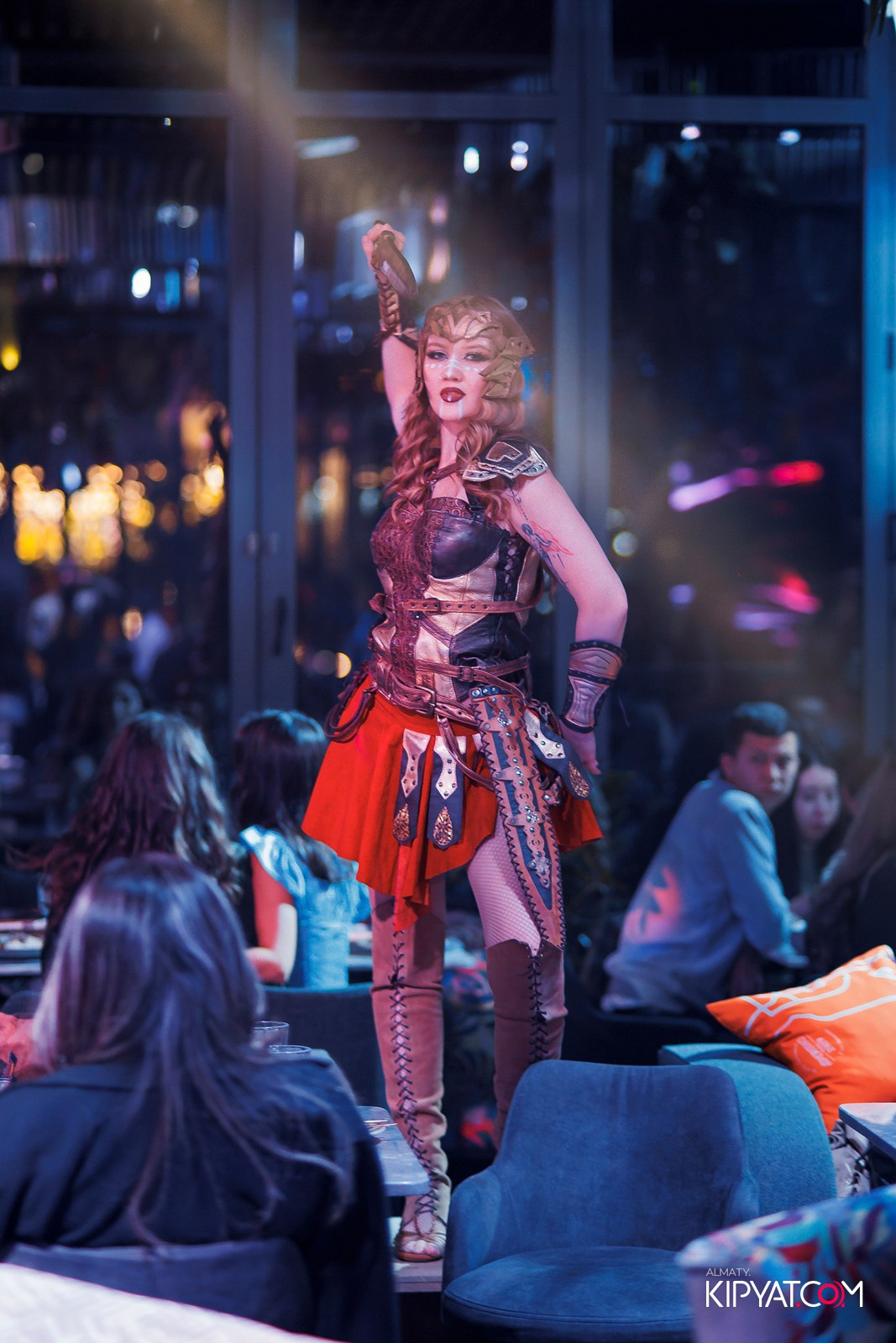 FRIENDS BAR & TERRACE. КИПЯТКОМ АЛМАТЫ!