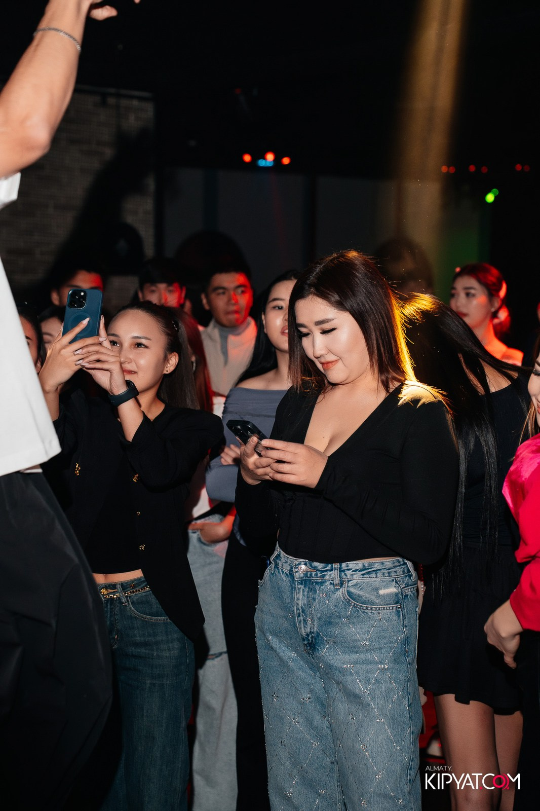 ARAGOSTA LOUNGE BAR — SPECIAL GUEST NURIK SMIT. КИПЯТКОМ АЛМАТЫ!