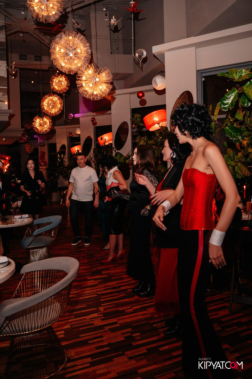 РЕСТОРАН BARFLY. КИПЯТКОМ АЛМАТЫ!