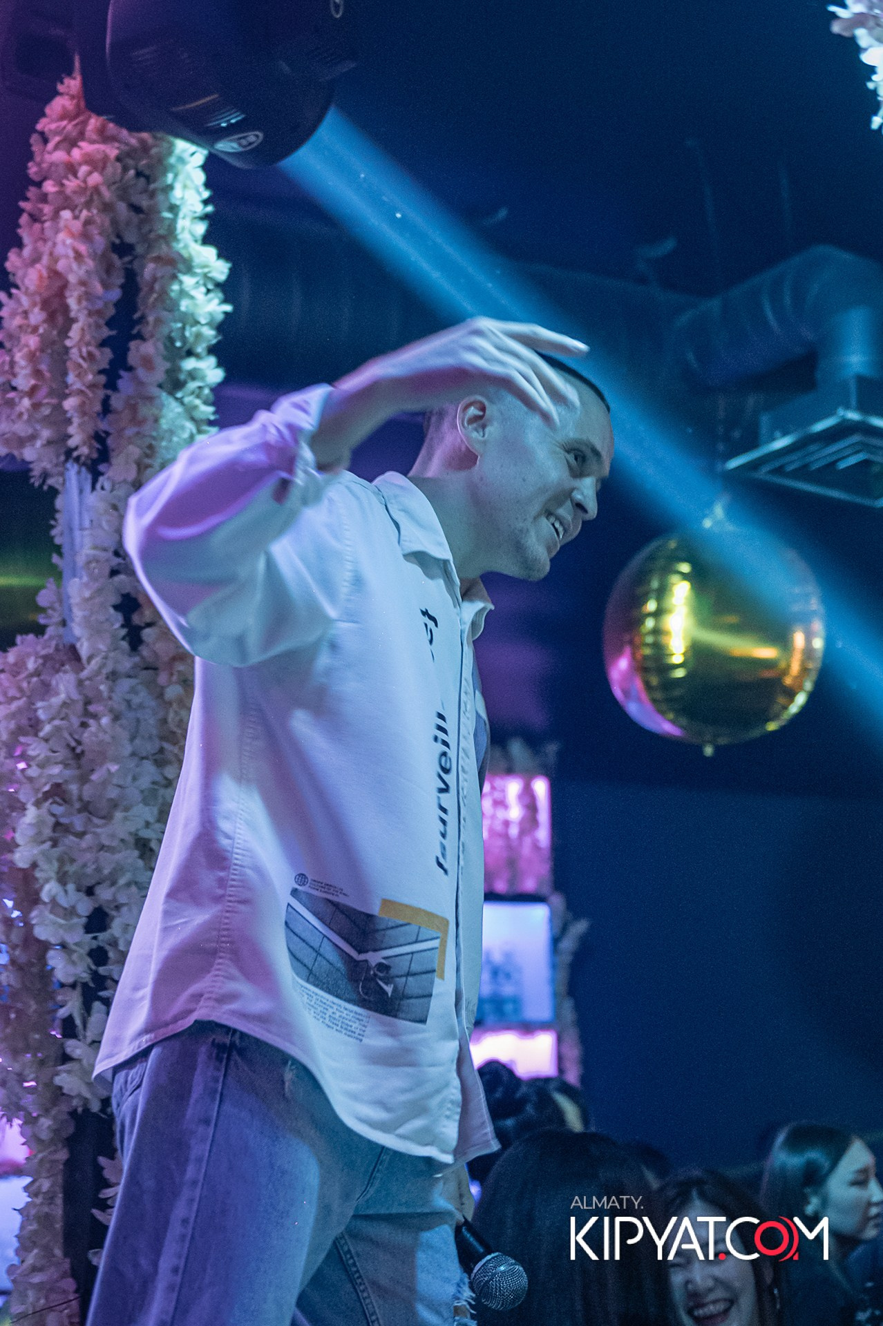 UYAT EMES BAR. КИПЯТКОМ АЛМАТЫ!