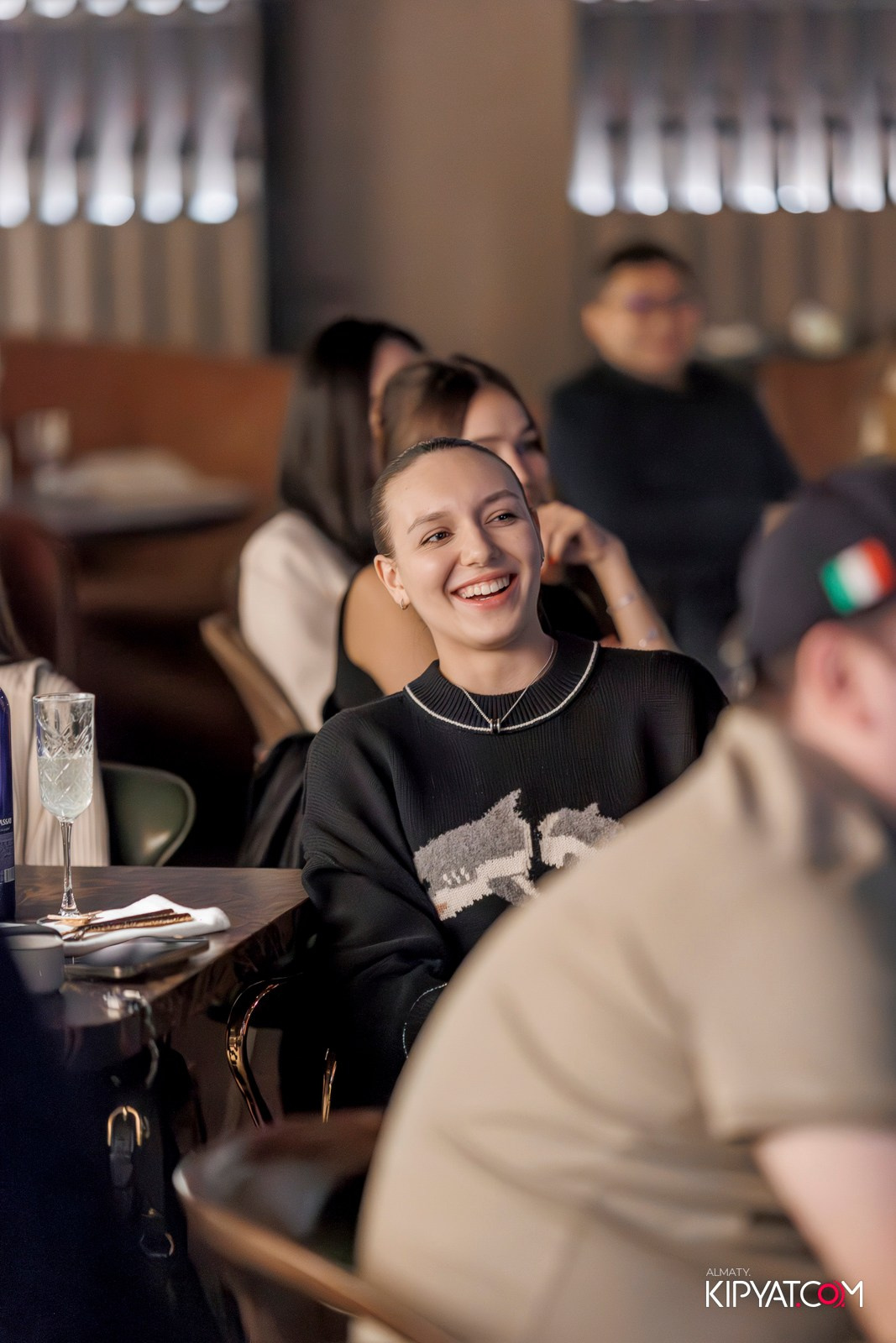 STAND UP КОНЦЕРТ АЛЕКСАНДА МЕРКУЛЬ. КИПЯТКОМ АЛМАТЫ! Фотосъемка мероприятий в Алматы