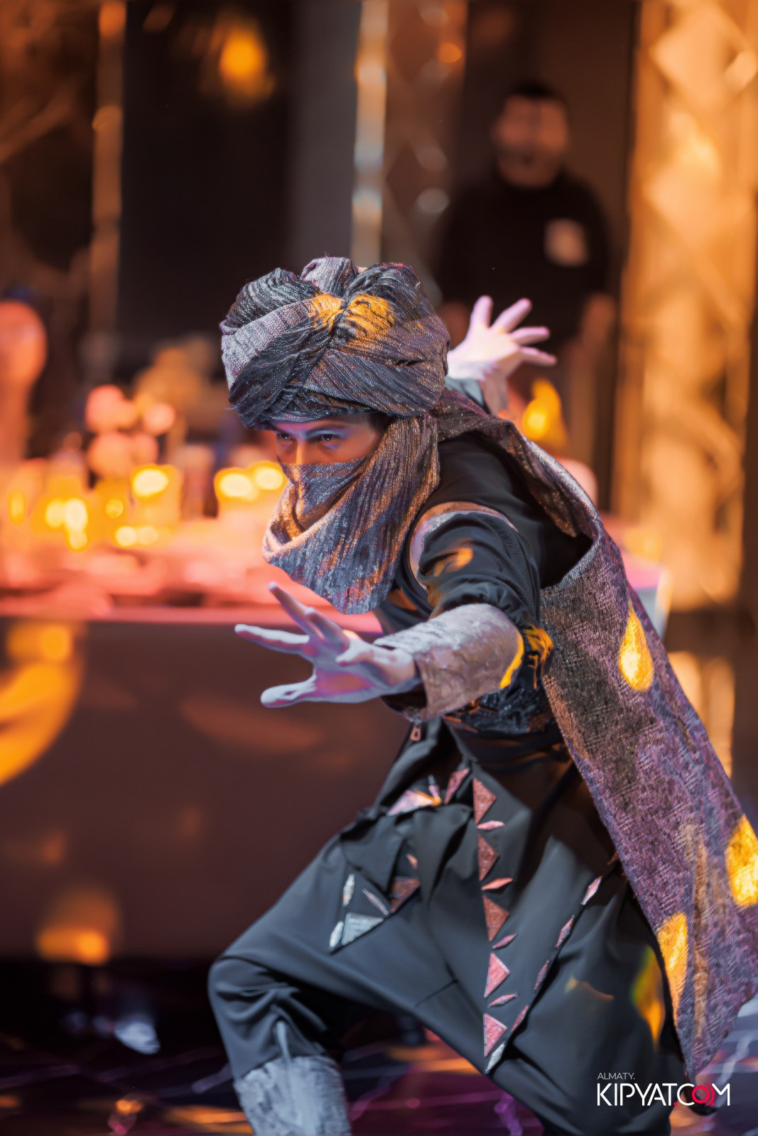 MOOD KARAOKE & TERRACE. КИПЯТКОМ АЛМАТЫ!