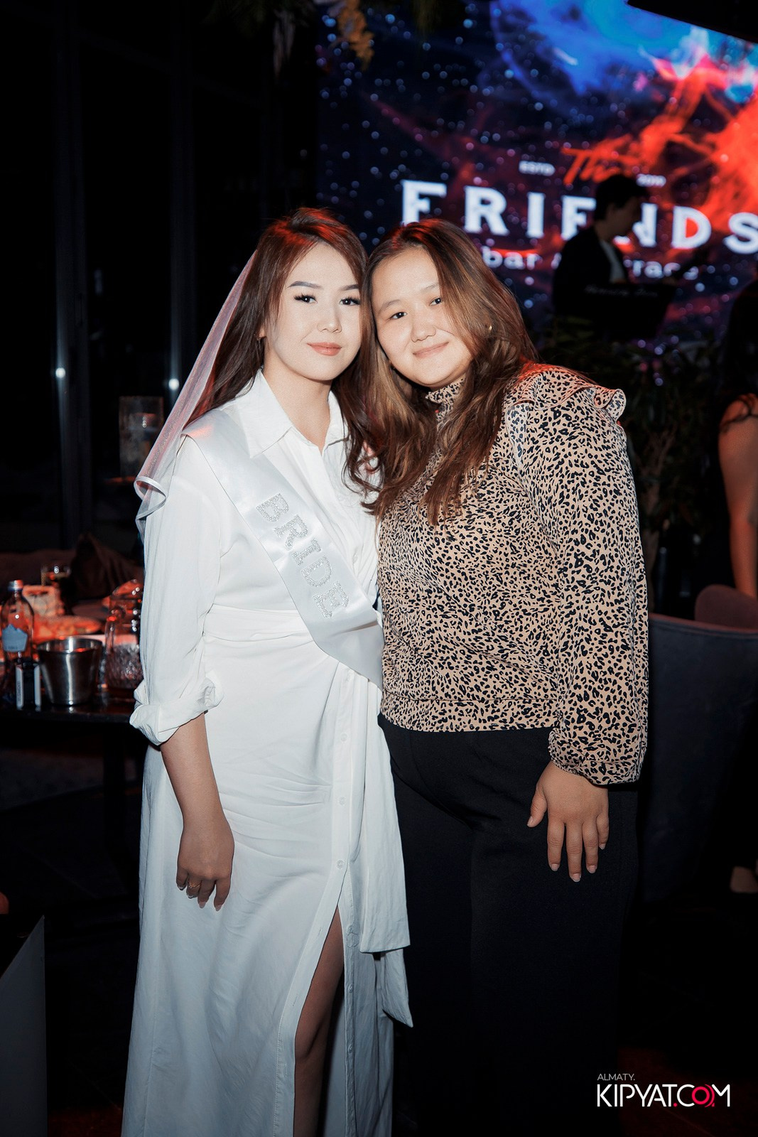 FRIENDS BAR & TERRACE. КИПЯТКОМ АЛМАТЫ!