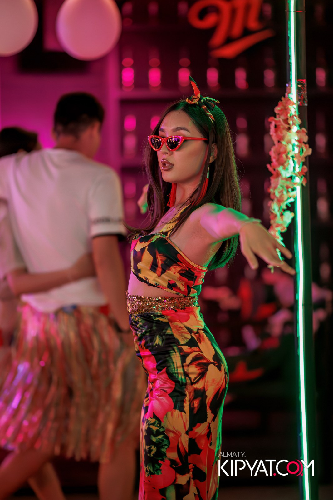 SKY BAR. КИПЯТКОМ АЛМАТЫ!