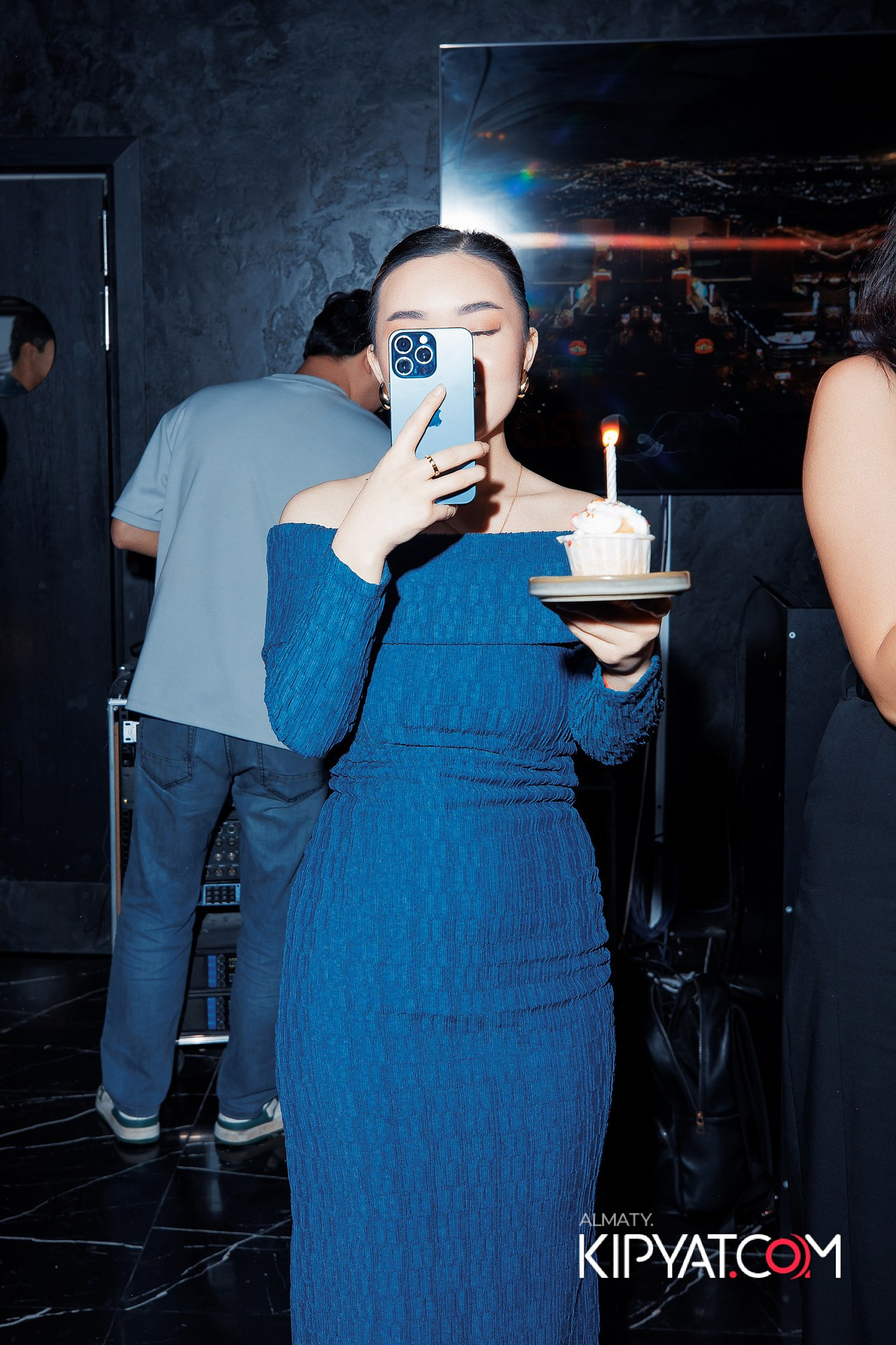 MOOD BAR & TERRACE. КИПЯТКОМ АЛМАТЫ!