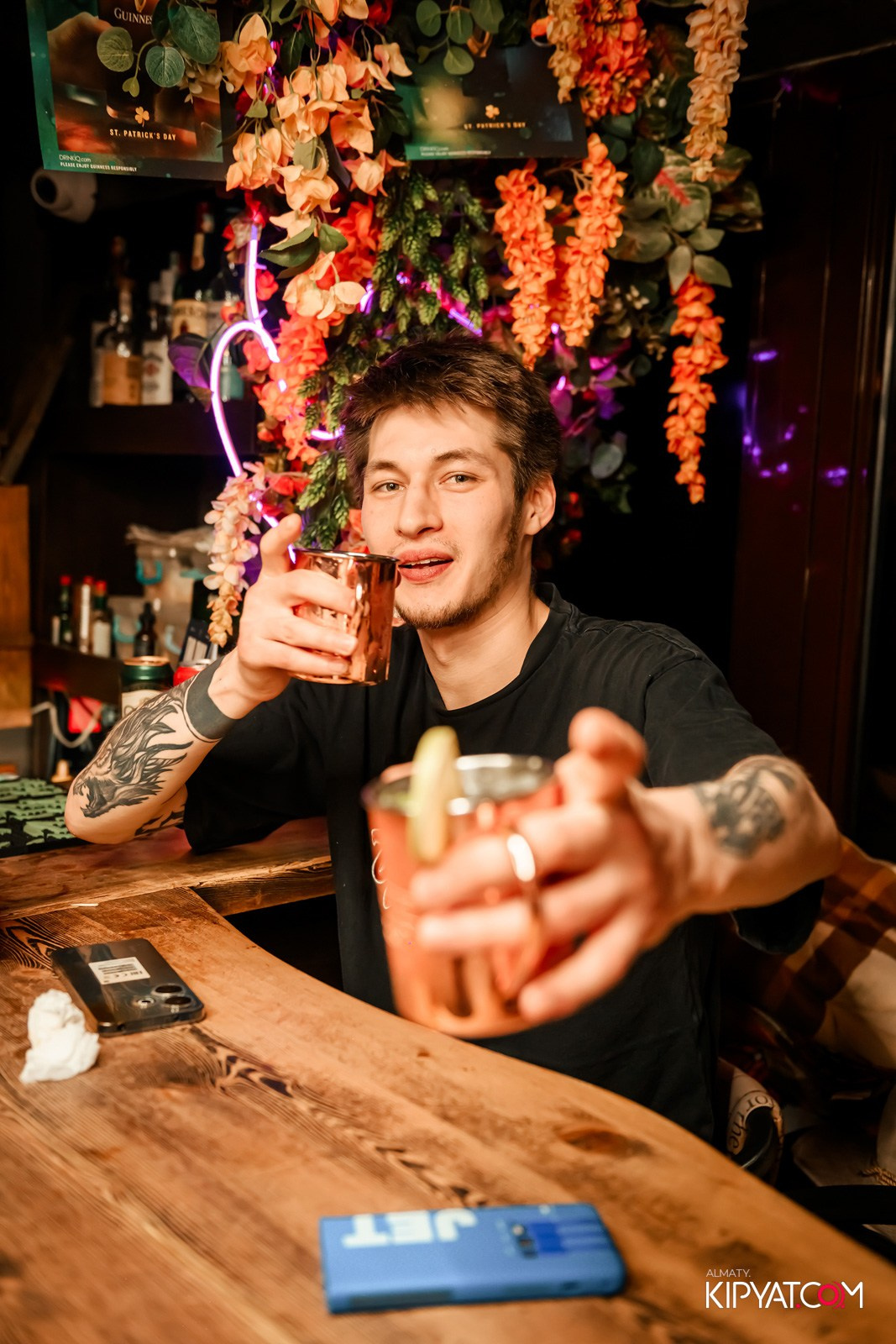 VICTORY PUB. КИПЯТКОМ АЛМАТЫ!