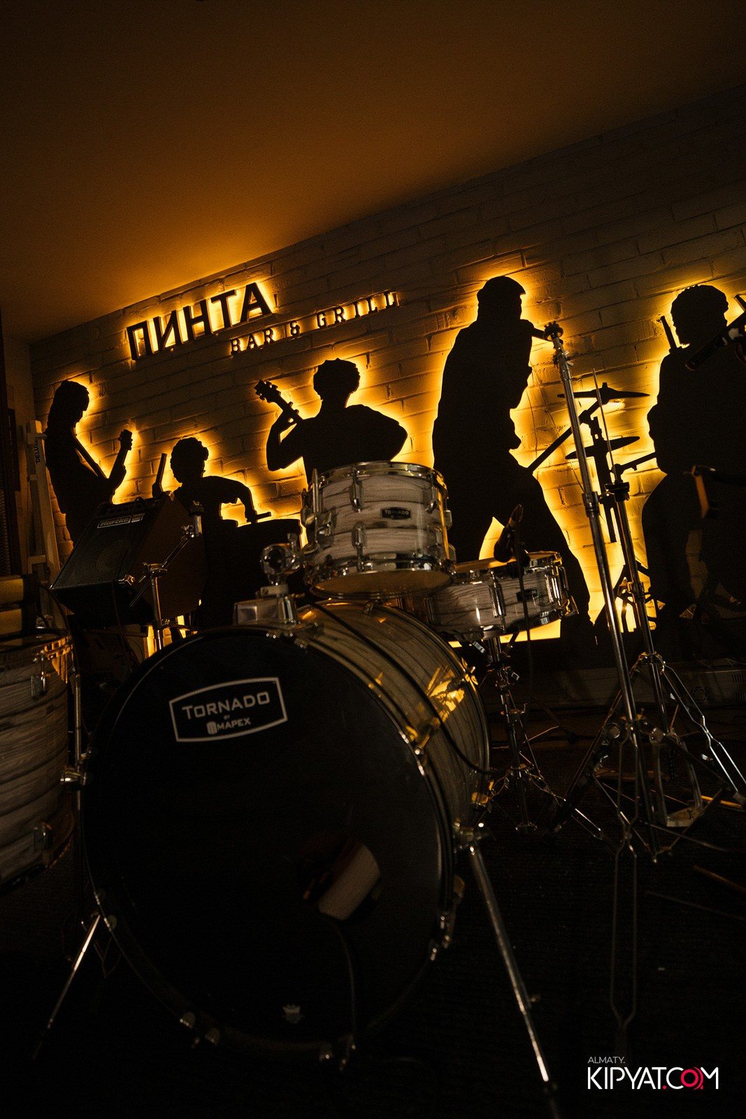 GENTLEMEN'S DAY В ПИНТЕ MEGA ALMA-ATA. КИПЯТКОМ АЛМАТЫ!