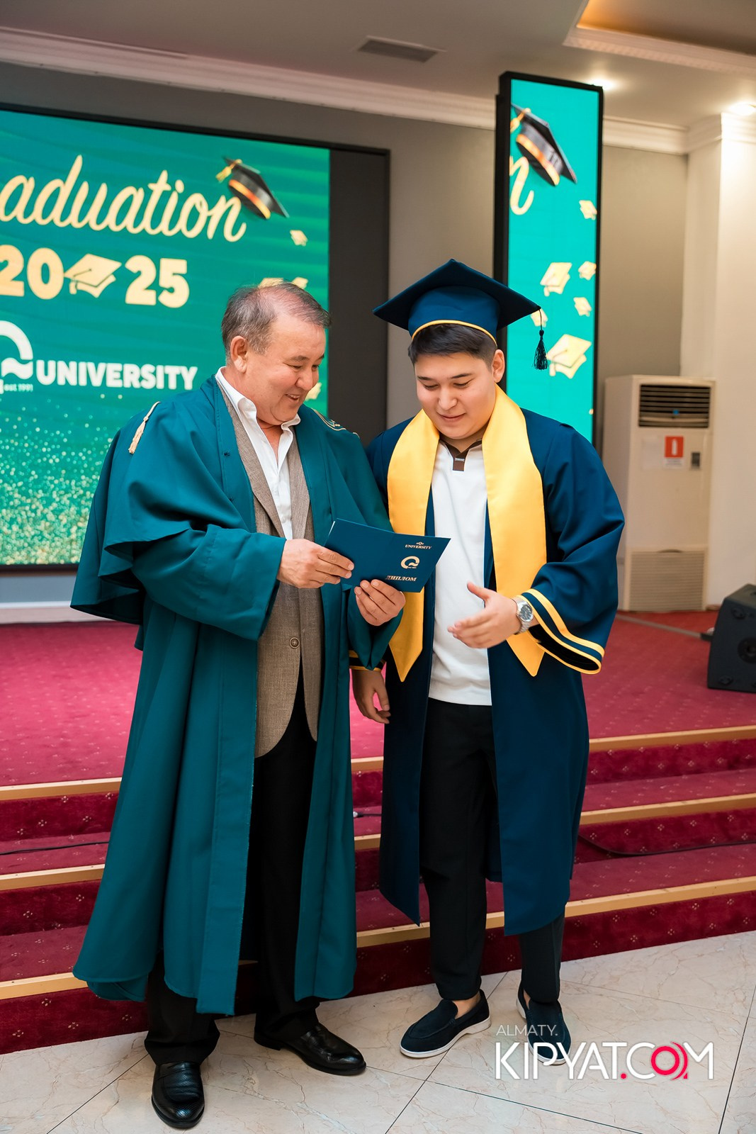 GRADUATION 2025 Q UNIVERSITY. КИПЯТКОМ АЛМАТЫ!