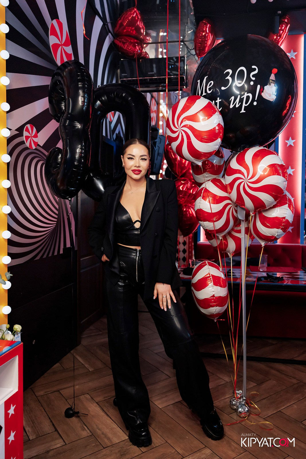 ЗАЯ, НА БИС. КИПЯТКОМ АЛМАТЫ!