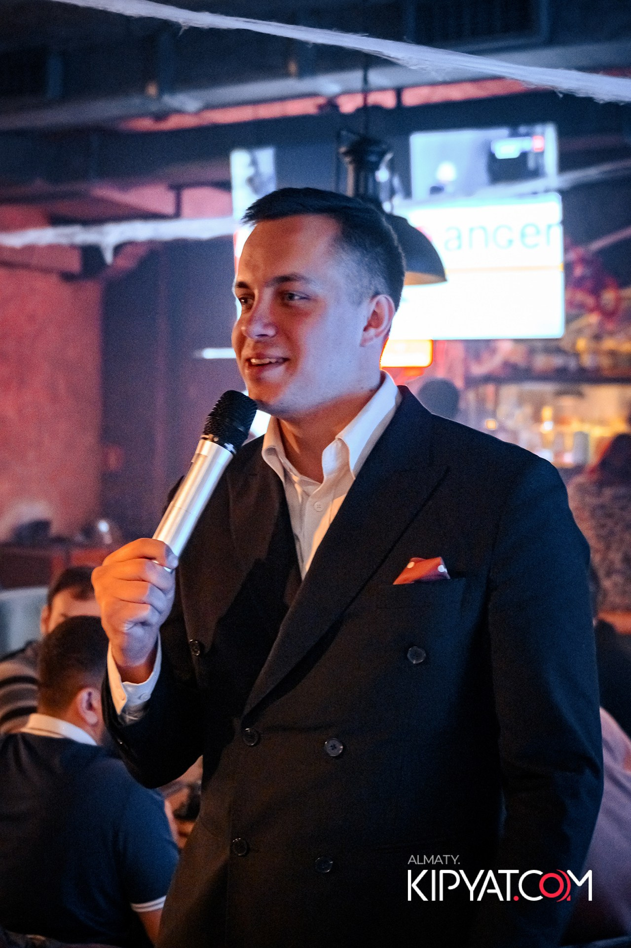 ROTANA GRILL LOUNGE. КИПЯТКОМ АЛМАТЫ!