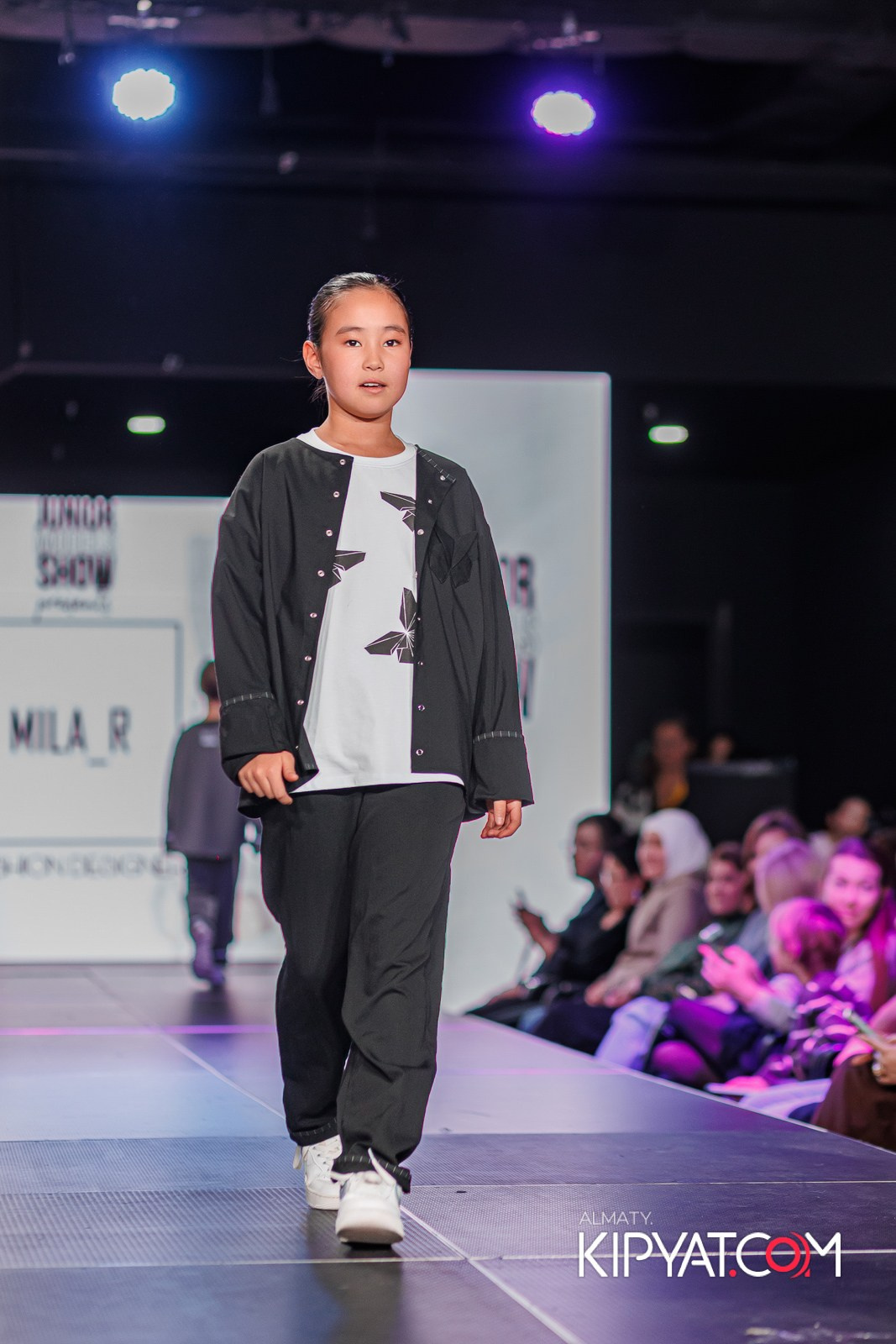 JUNIOR MODELS SHOW В РАМКАХ БЛАГОТВОРИТЕЛЬНОГО ПРОЕКТА МОДА ЗА СЧАСТЬЕ ДЕТЕЙ. КИПЯТКОМ АЛМАТЫ!