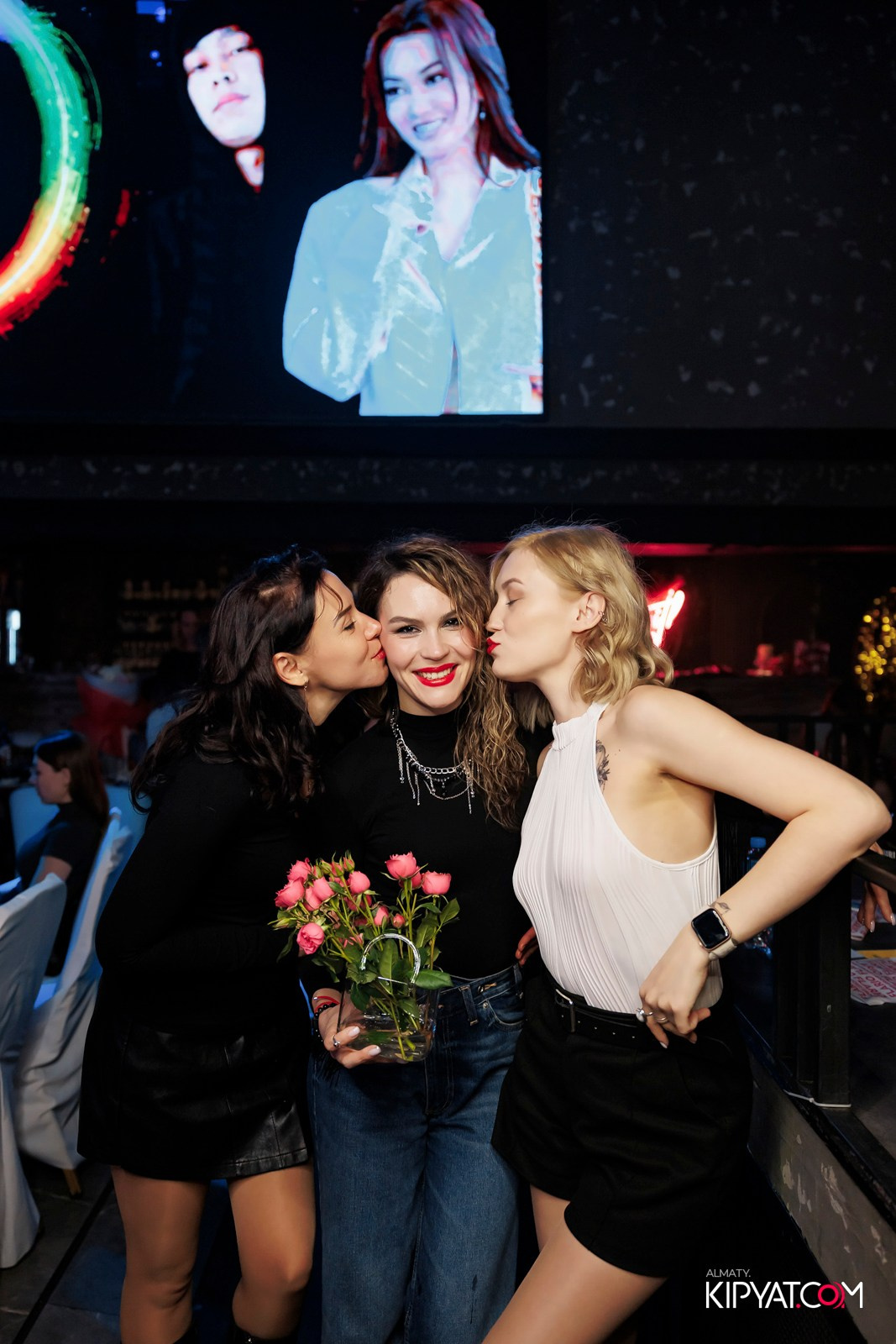 МУЗЫКАЛЬНОЕ ЛОТО В HIT RETRO. КИПЯТКОМ АЛМАТЫ! Фотосъемка мероприятий в Алматы
