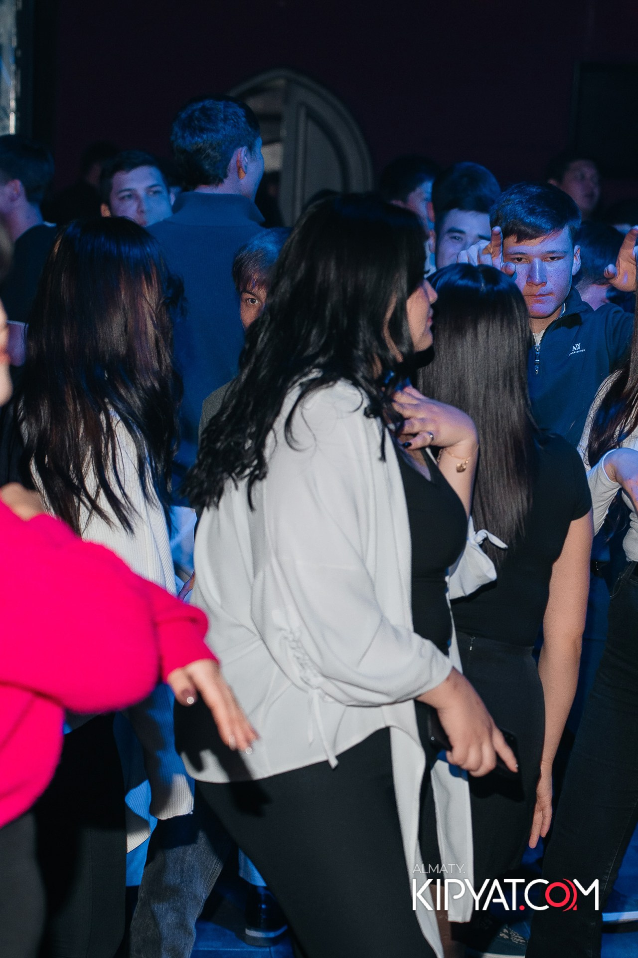 ARAGOSTA. КИПЯТКОМ АЛМАТЫ!