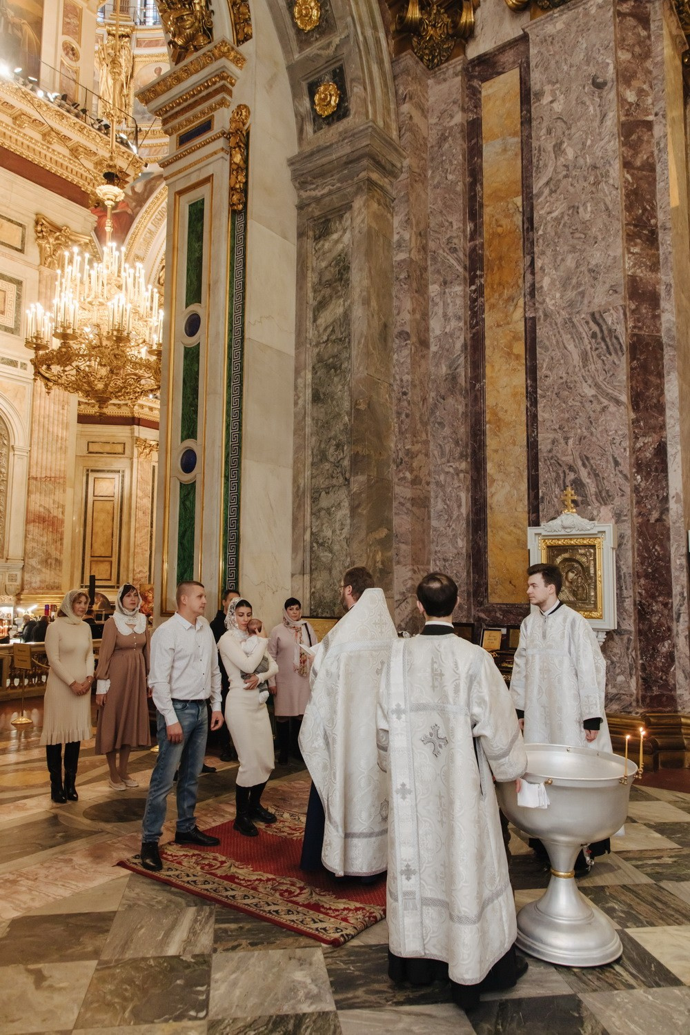 где лучше креститься в спб, храм для крещения, лучшие храмы крещения, сколько стоит крещение в питере, где крестить девочку, мальчика, душевный батюшка, как записаться на крещение, хороший храм
