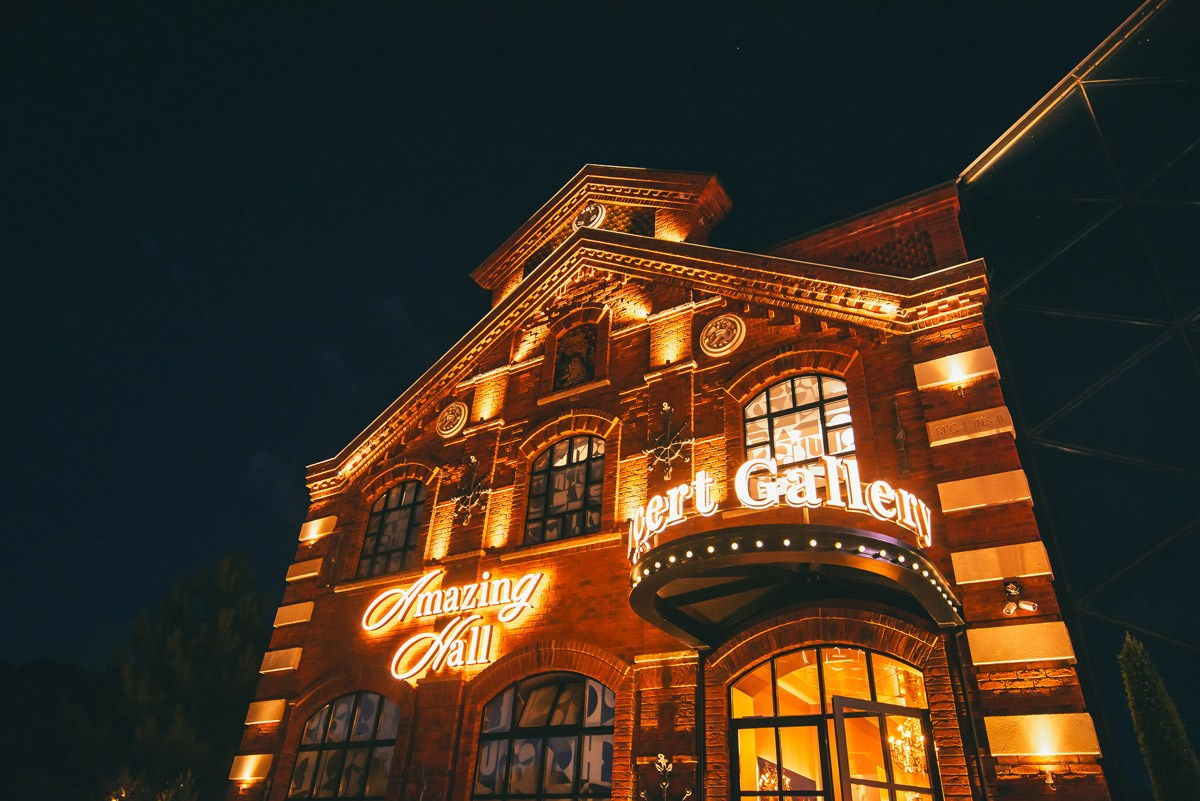 Old House Resort & Spa — «12 стульев»