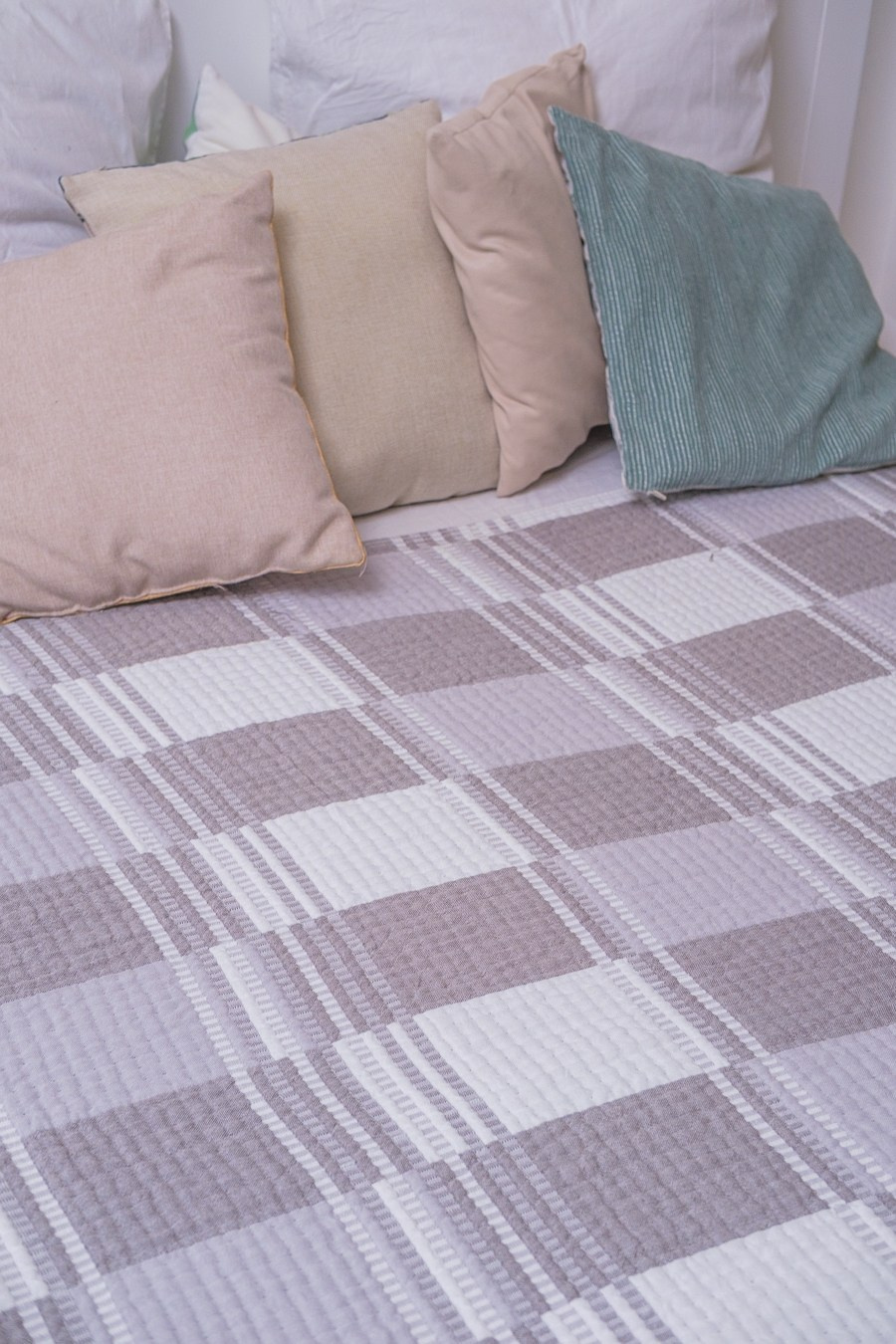 Съемка покрывал для маркетплейсов в СПб. Фотосессия для маркетплейсов