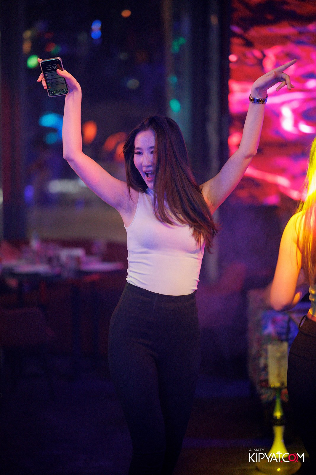 FRIENDS BAR & TERRACE. КИПЯТКОМ АЛМАТЫ! Фотосъемка мероприятий в Алматы