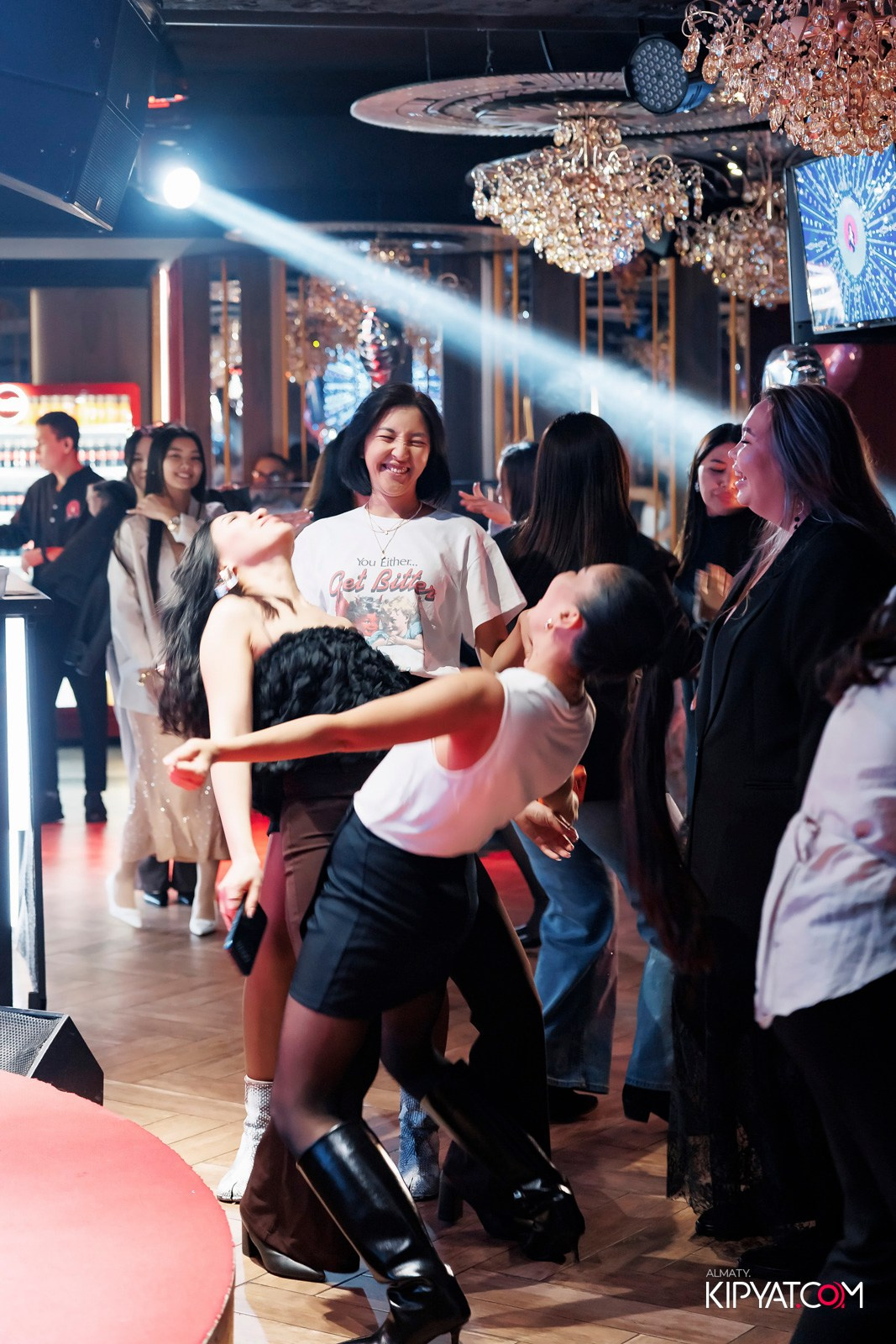 ЗАЯ, НА БИС. КИПЯТКОМ АЛМАТЫ! Фотосъемка мероприятий в Алматы