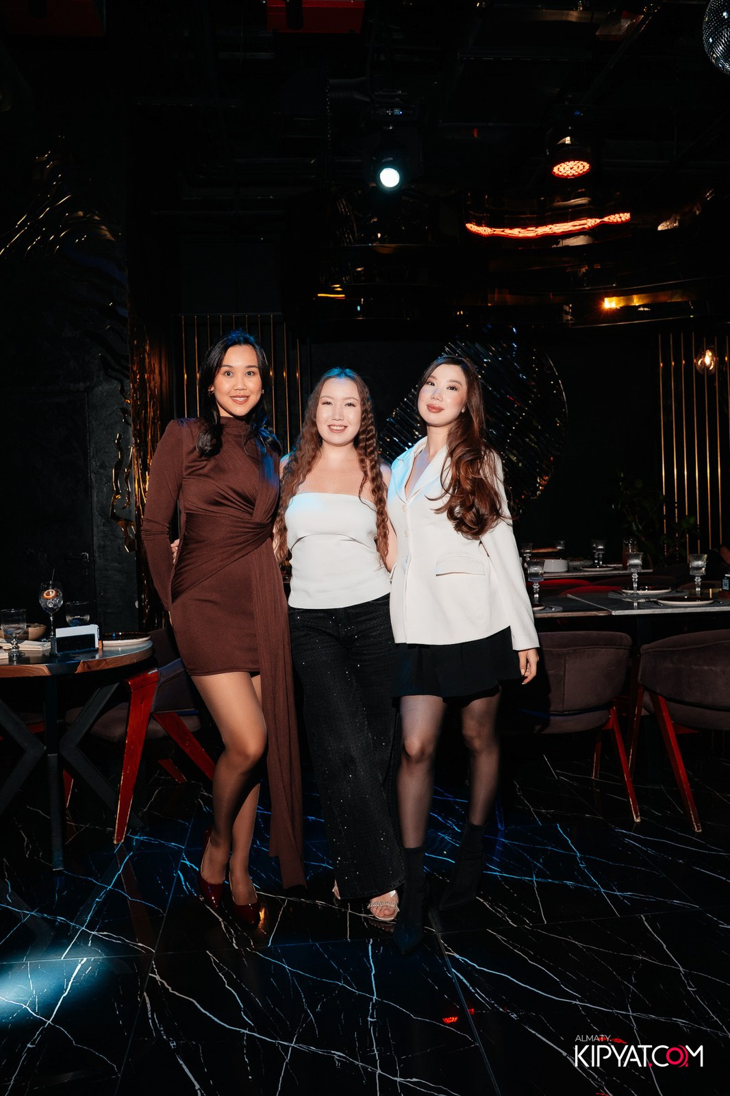 MOOD KARAOKE & TERRACE. КИПЯТКОМ АЛМАТЫ!