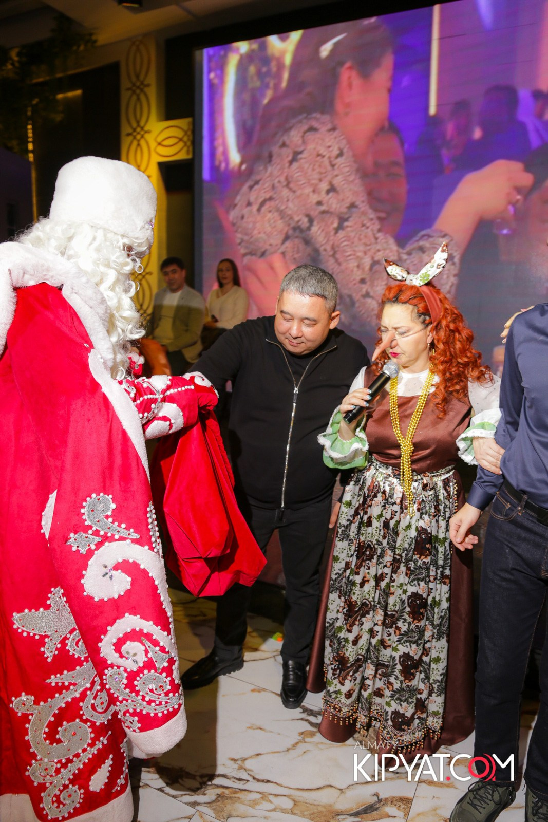 РЕСТОРАН РАХАТ. КИПЯТКОМ АЛМАТЫ!