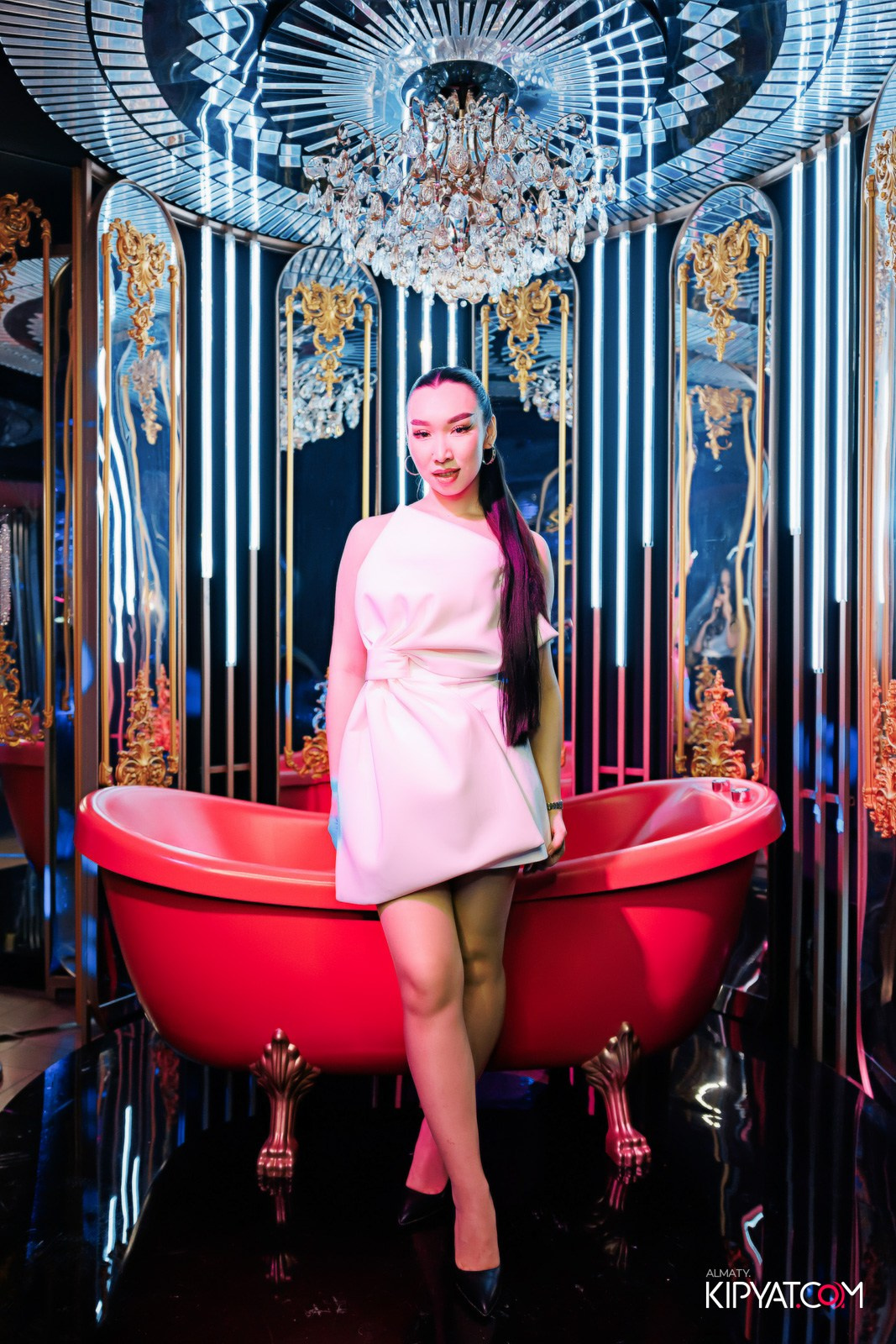 ЗАЯ, НА БИС. КИПЯТКОМ АЛМАТЫ!