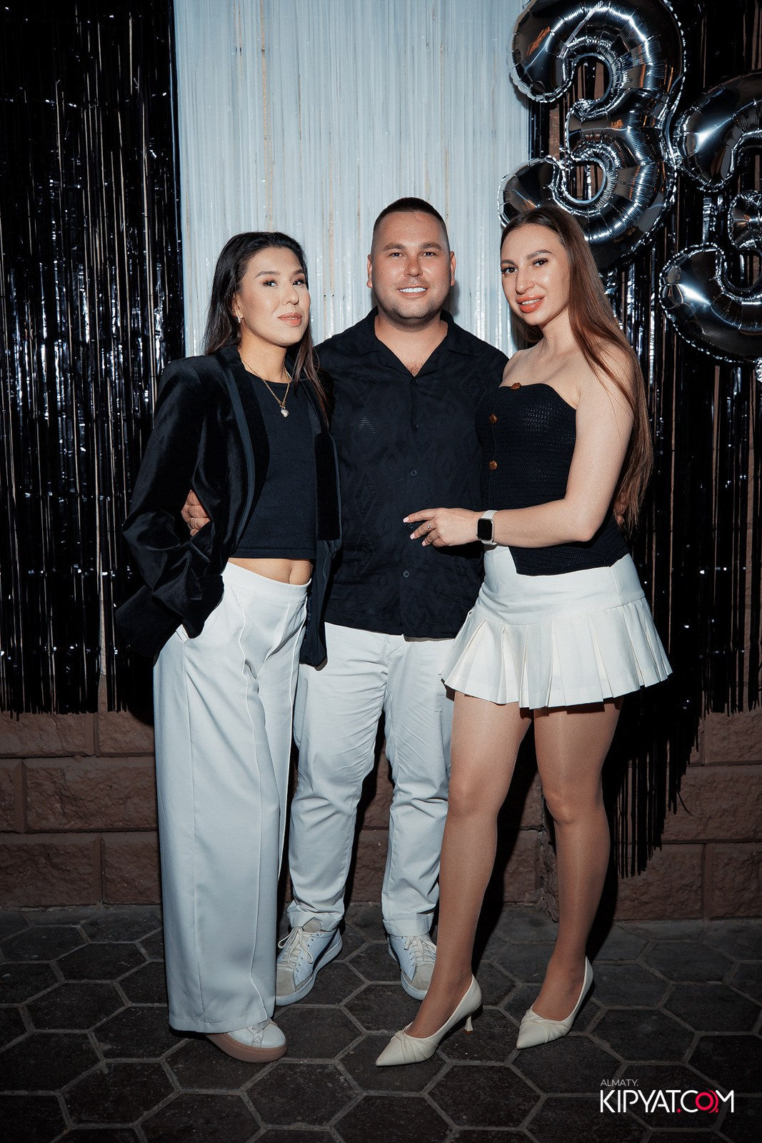 THE WALL STREET. КИПЯТКОМ АЛМАТЫ!