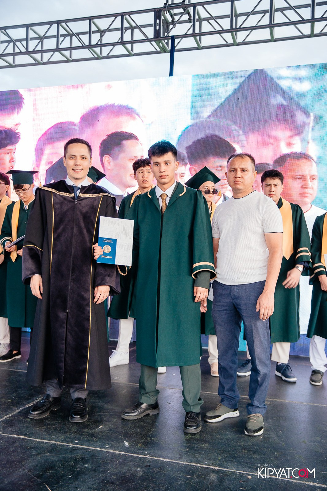 ВРУЧЕНИЕ ДИПЛОМОВ — НАРХОЗ КОЛЛЕДЖ. Part 4. КИПЯТКОМ АЛМАТЫ!