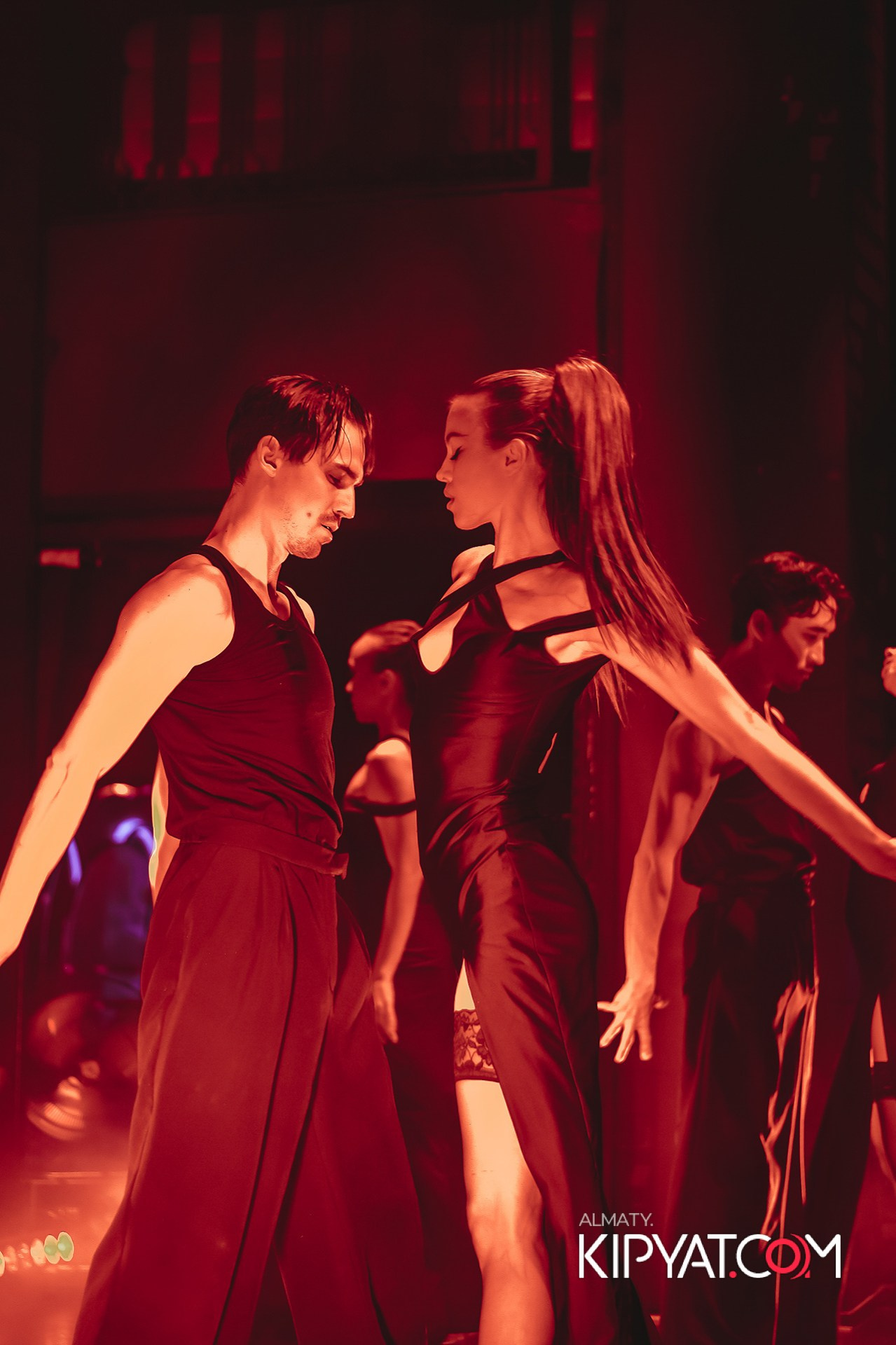 QUEEN. КИПЯТКОМ АЛМАТЫ!