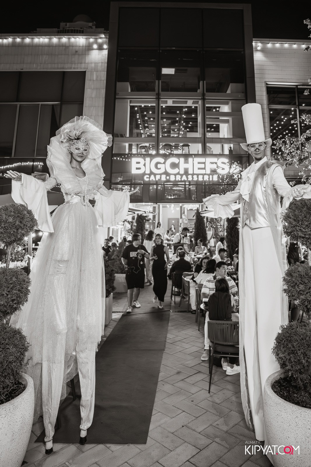 ОФИЦИАЛЬНОЕ ОТКРЫТИЕ РЕСТОРАНА BIG CHEFS. КИПЯТКОМ АЛМАТЫ!