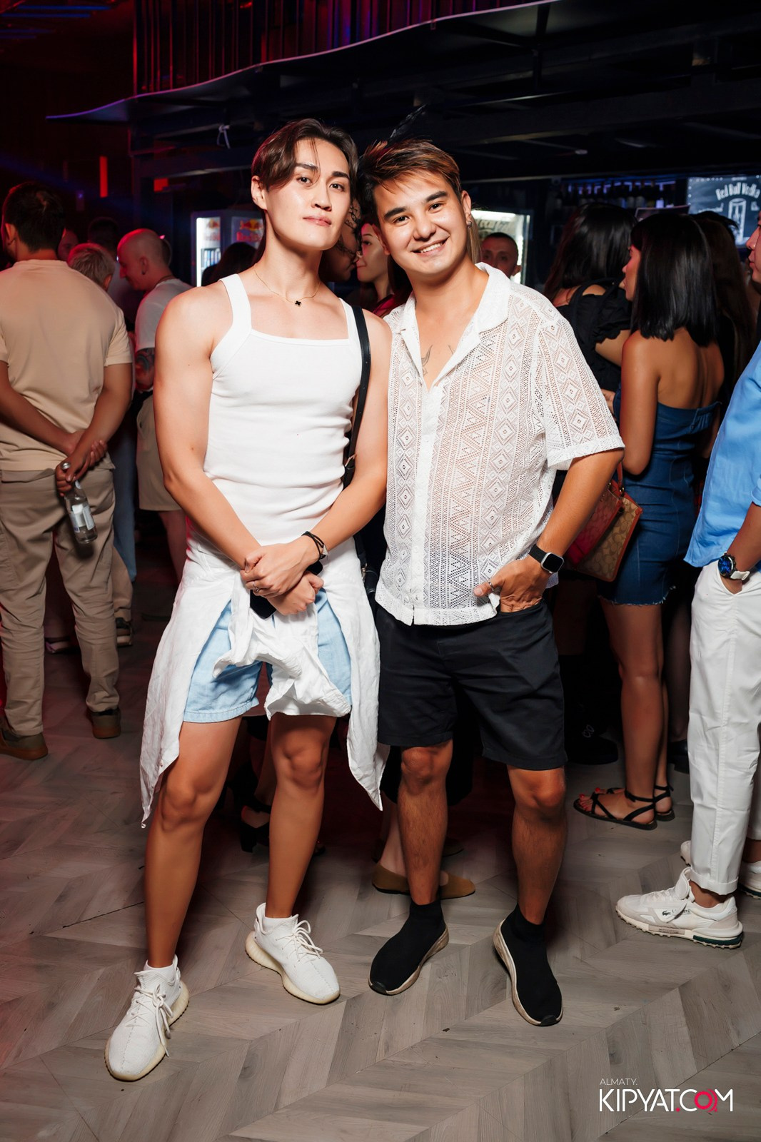 НОЧНОЙ КЛУБ ICON. КИПЯТКОМ АЛМАТЫ!