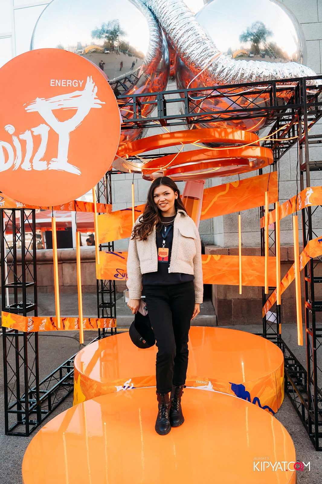 КОНЦЕРТ МИРАСА ЖУГУНУСОВА НА ЦЕНТРАЛЬНОМ СТАДИОНЕ. КИПЯТКОМ АЛМАТЫ!