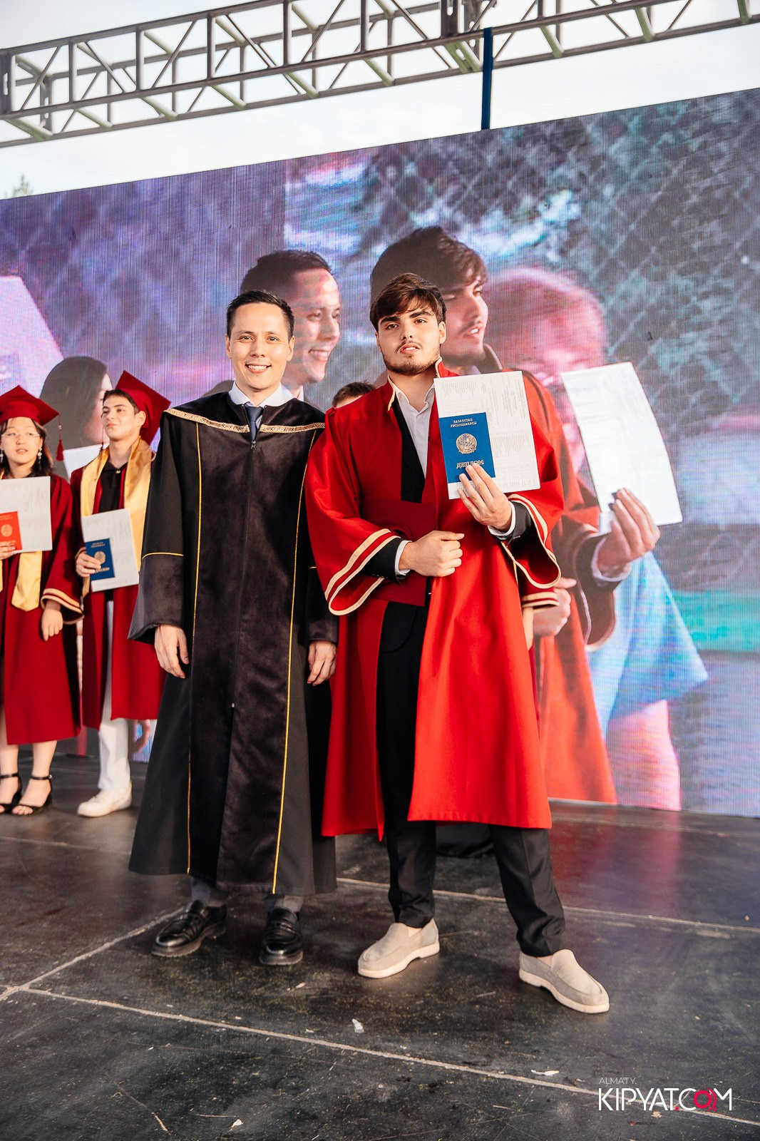 ВРУЧЕНИЕ ДИПЛОМОВ — НАРХОЗ КОЛЛЕДЖ. Part 4. КИПЯТКОМ АЛМАТЫ!