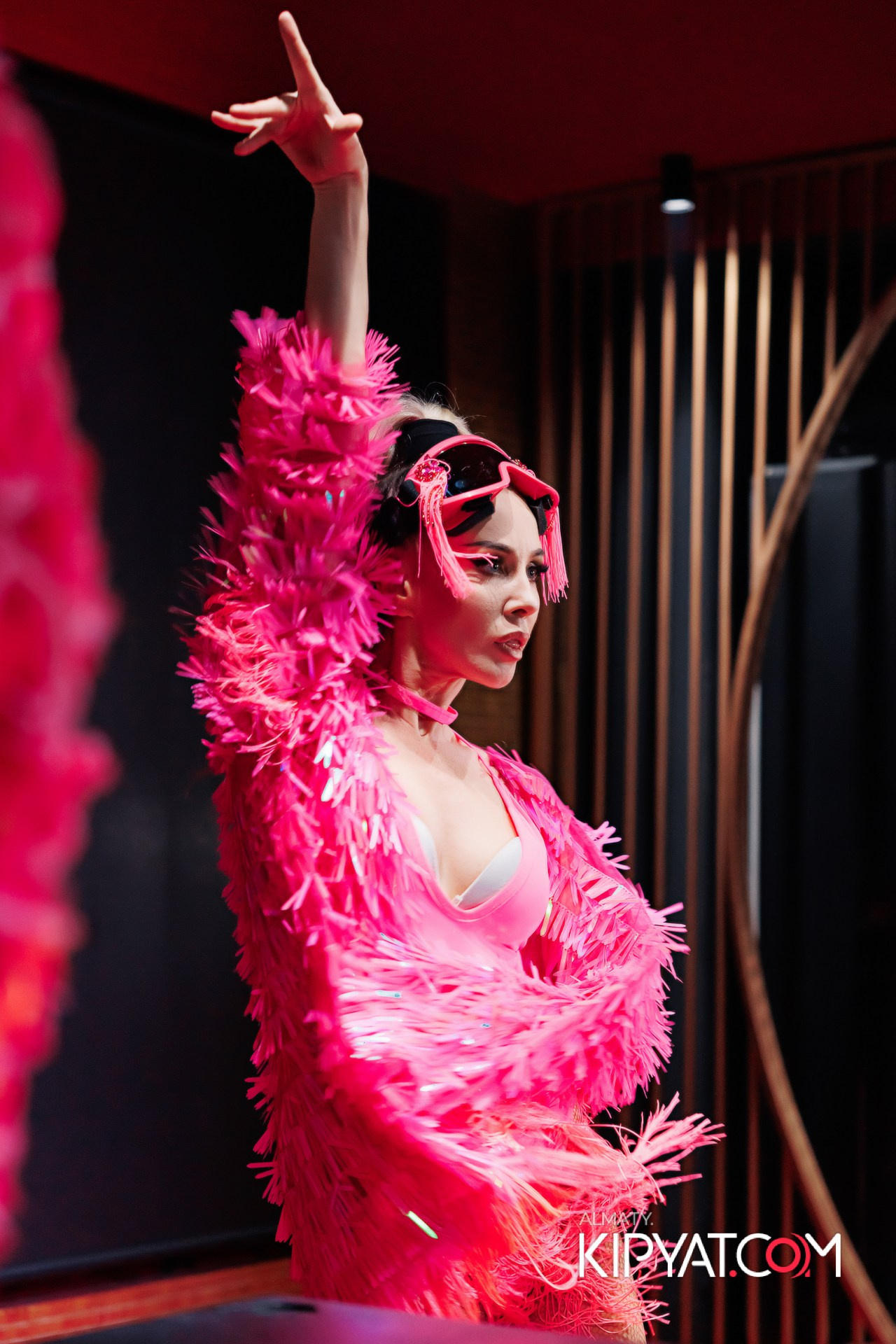 ЗАЯ, НА БИС. КИПЯТКОМ АЛМАТЫ!