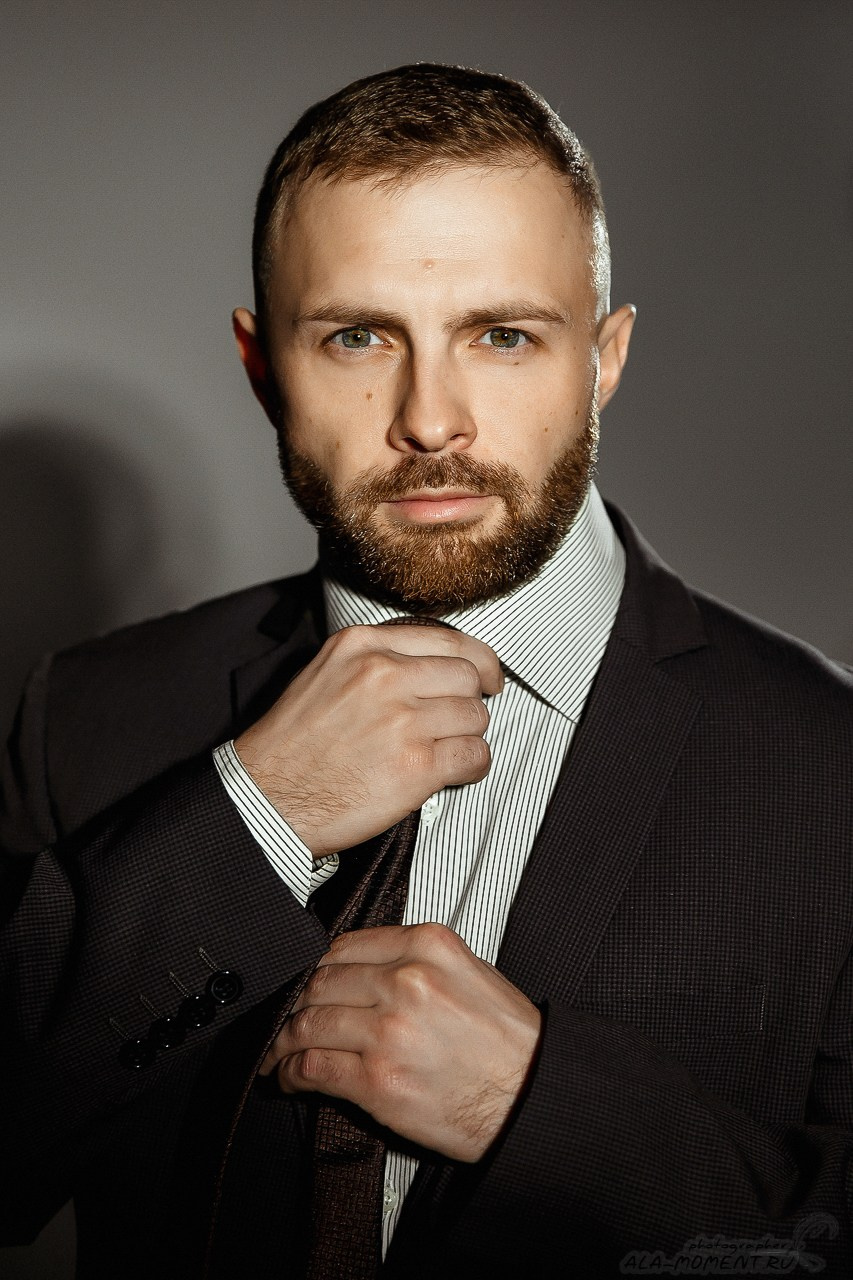 Бизнес портрет. Профессиональный фотограф в Брянске Аля Подольная. Свадебный, семейный, портретный фотограф. Выпускные альбомы. Опыт более 10 лет. АЛЯМОМЕНТ