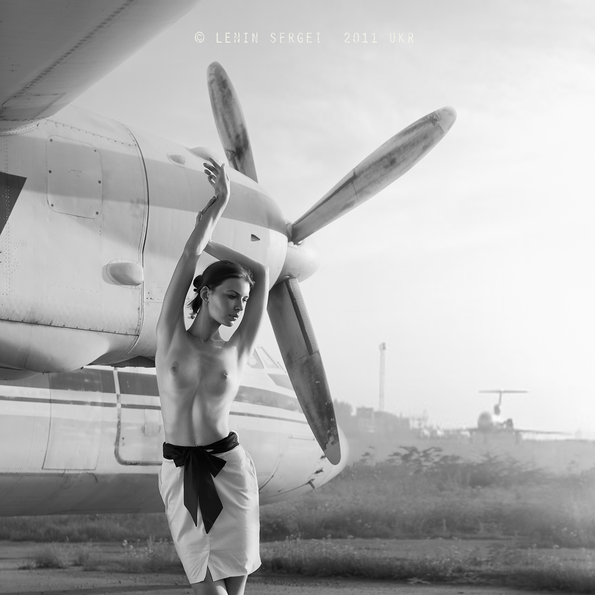 Стюардесса...