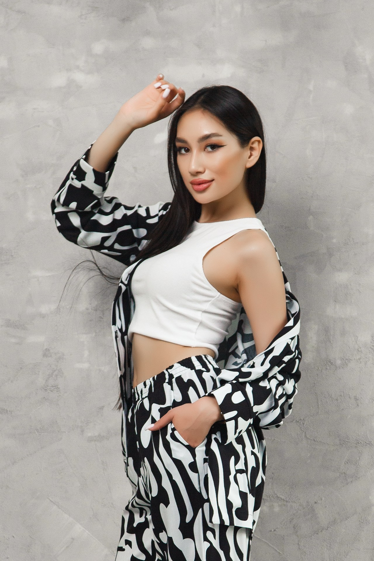 Реклама женской одежды. Натан Супервайзер по Продакшену